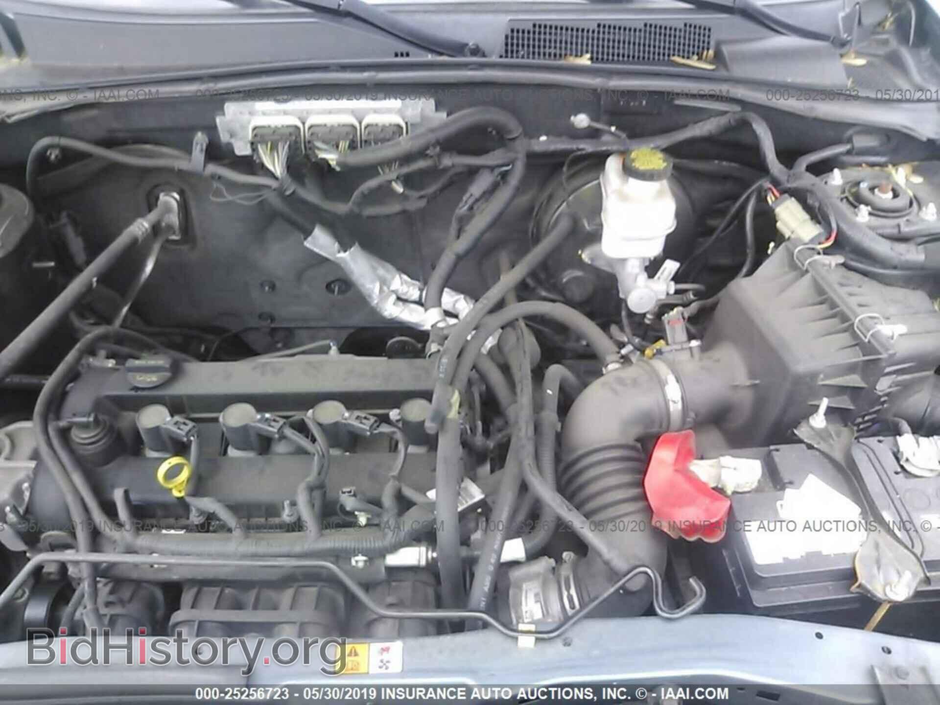 2011 FORD ESCAPE - VIN: 1FMCU0D76BKB09137 - Фото 10