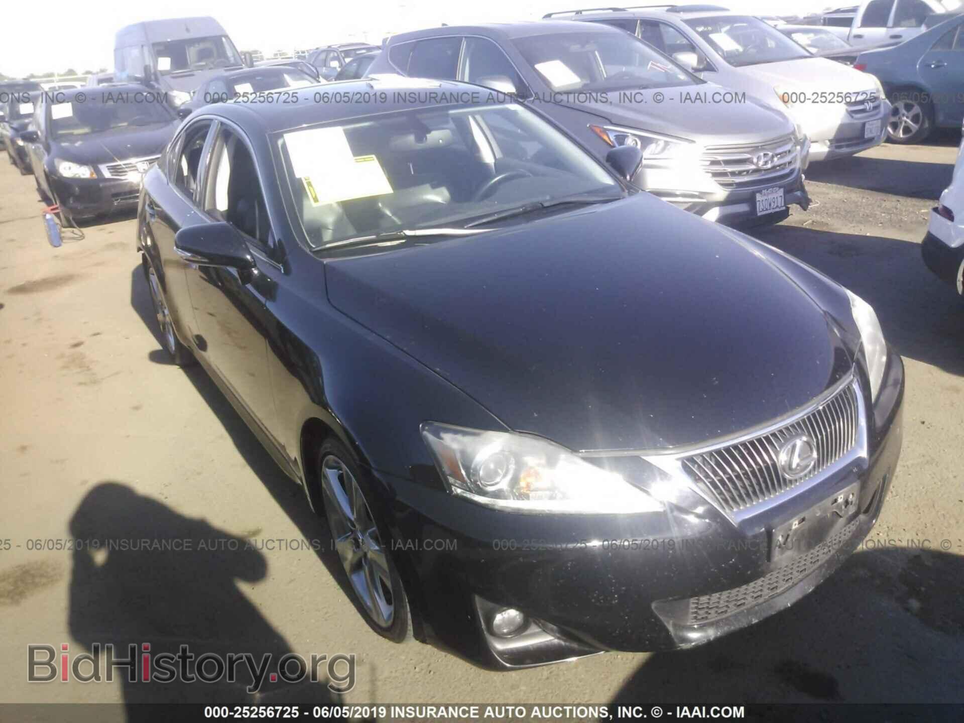 Photo JTHBF5C25C5180499 - LEXUS IS 2012