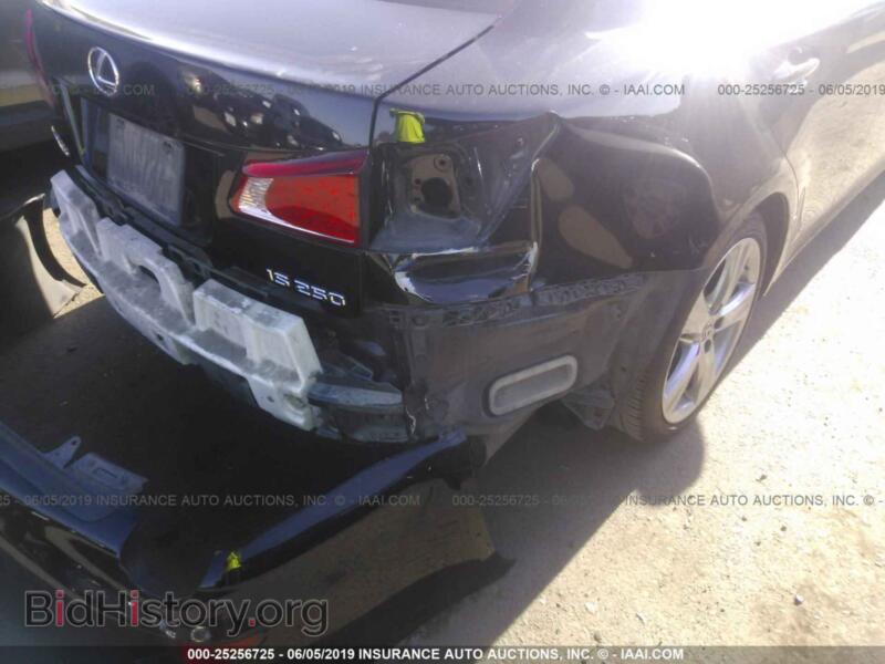2012 Lexus IS (VIN JTHBF5C25C5180499) — photo 6 of 10