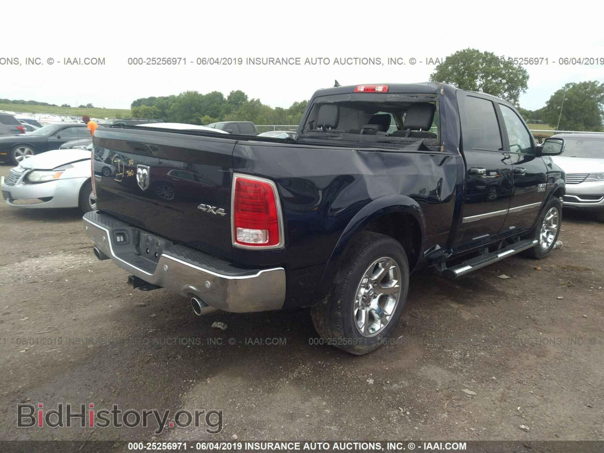 2017 RAM 1500 - VIN: 1C6RR7VM4HS686441 - Фото 4