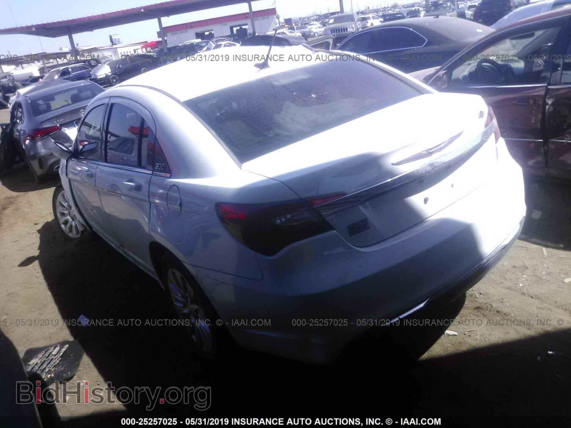 2013 CHRYSLER 200 - VIN: 1C3CCBAB2DN620748 - Photo 3