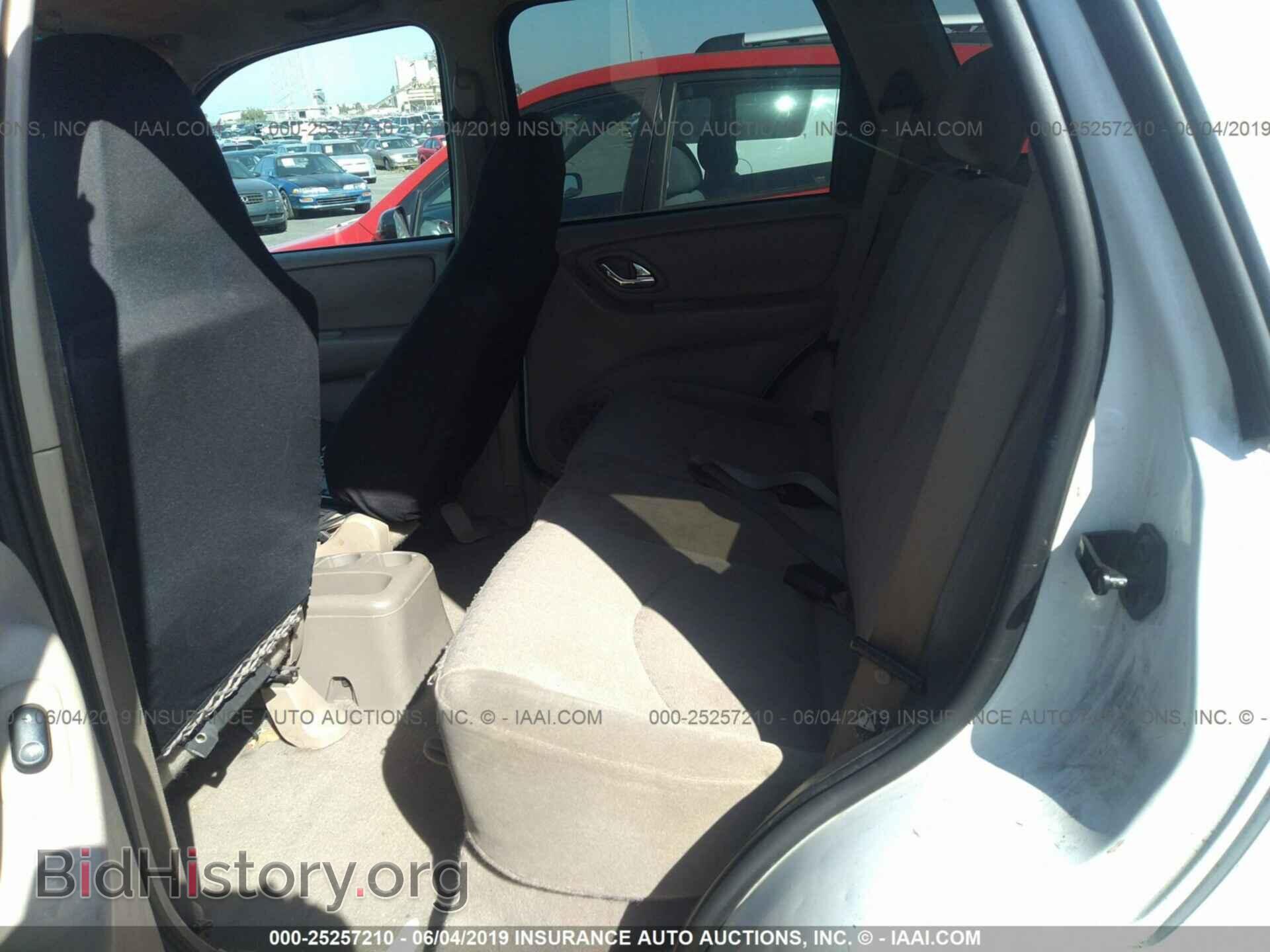 2002 MAZDA TRIBUTE - VIN: 4F2YU07B92KM57640 - Фото 8