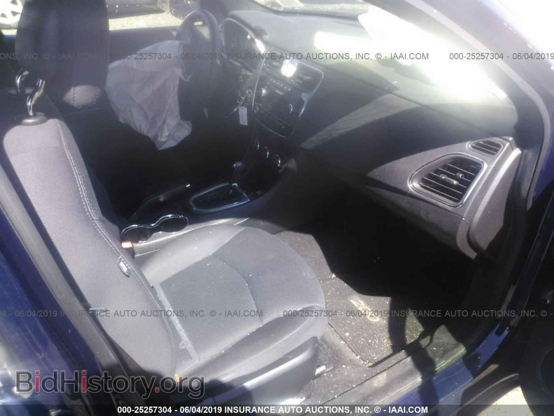 2013 CHRYSLER 200 - VIN: 1C3CCBAB2DN642460 - Фото 5