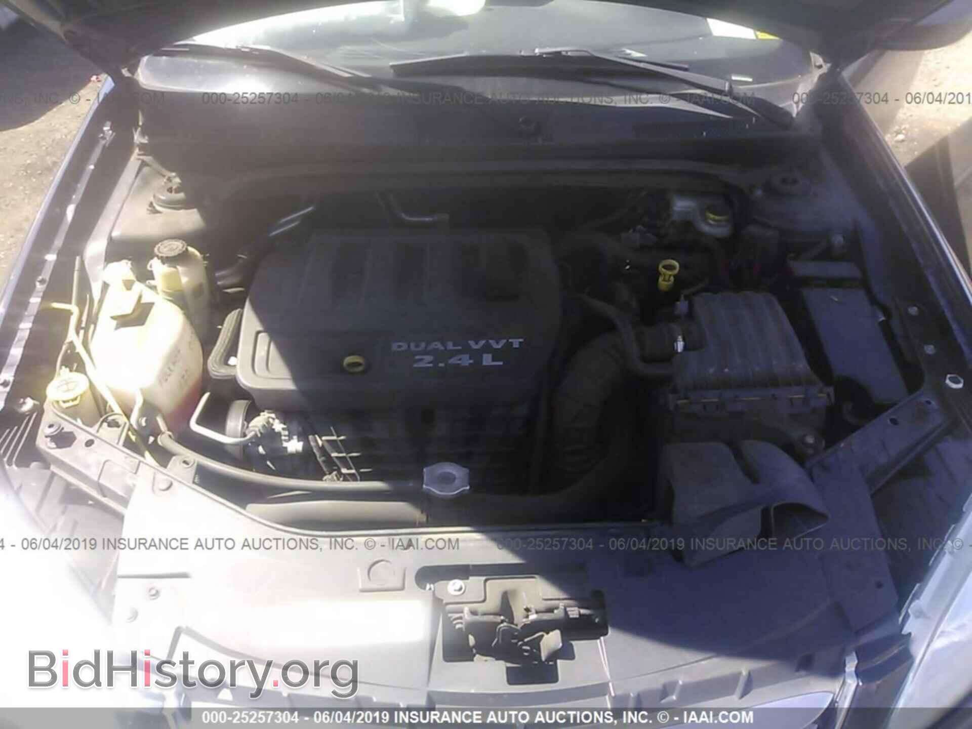 2013 CHRYSLER 200 - VIN: 1C3CCBAB2DN642460 - Фото 10