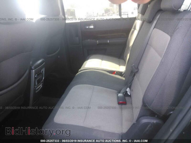 2011 Ford FLEX (VIN 2FMGK5CC0BBD01358) — photo 8 of 10