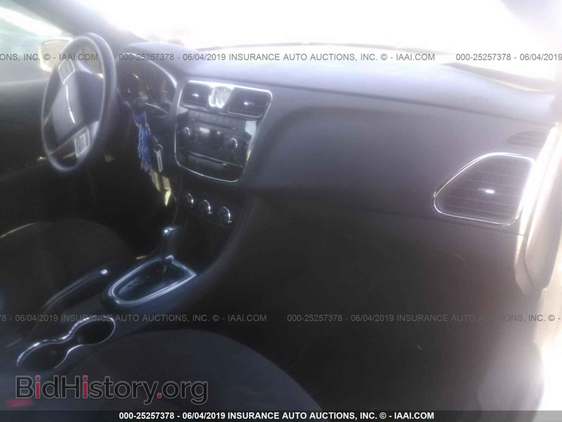2013 CHRYSLER 200 - VIN: 1C3CCBBB7DN528792 - Фото 5