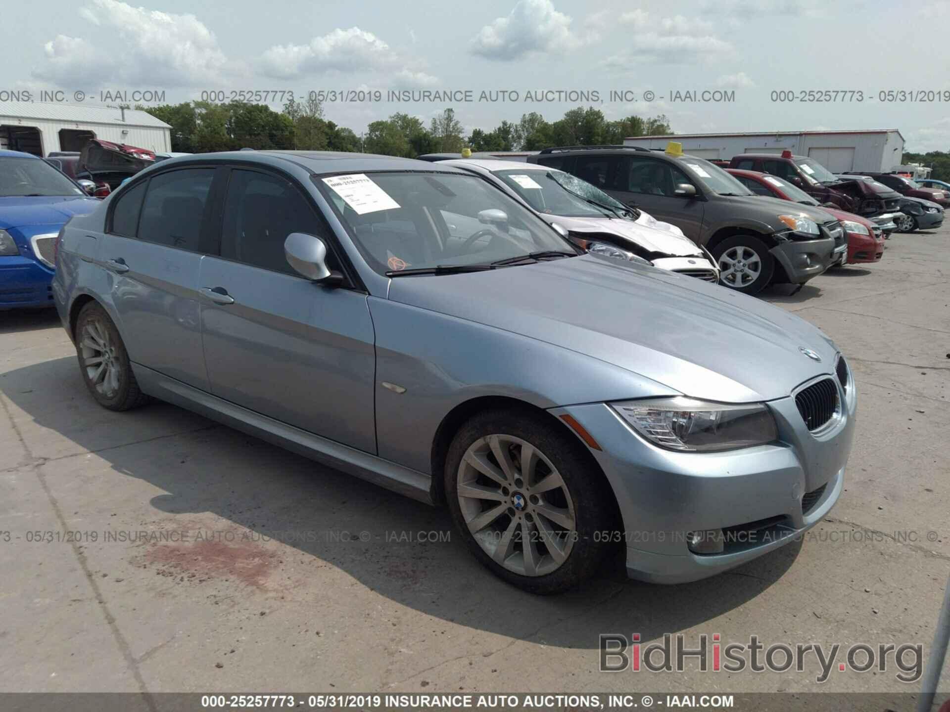 Photo WBAPH7C51BA800775 - BMW 328 2011