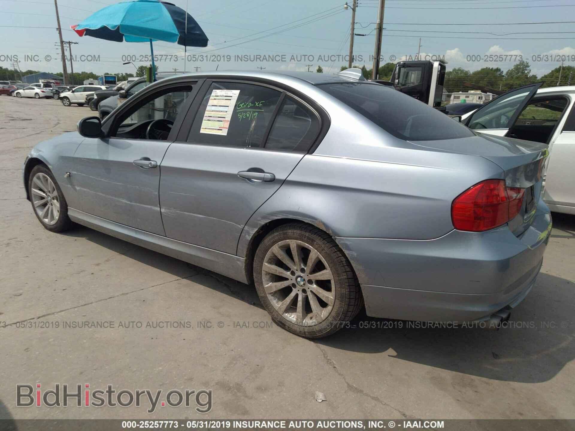 2011 BMW 328 - VIN: WBAPH7C51BA800775 - Фото 3