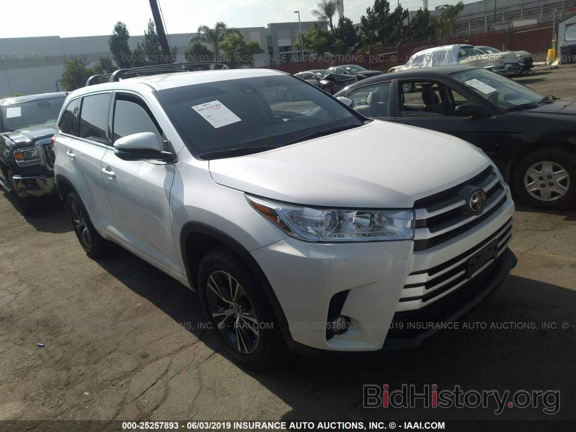 Фотография 5TDZZRFH1JS248352 - TOYOTA HIGHLANDER 2018