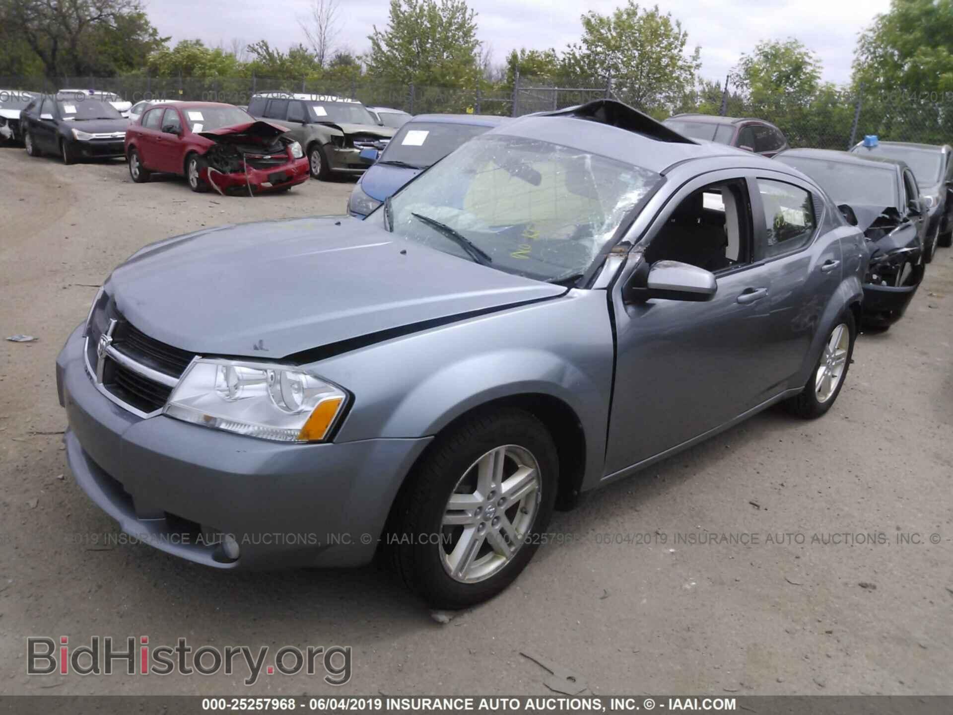 2010 DODGE AVENGER - VIN: 1B3CC5FB4AN109769 - Фото 2