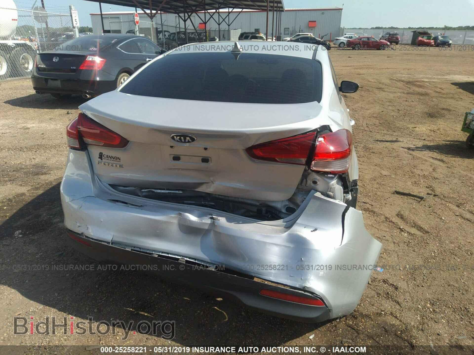 2017 KIA FORTE - VIN: 3KPFL4A70HE021972 - Фото 6