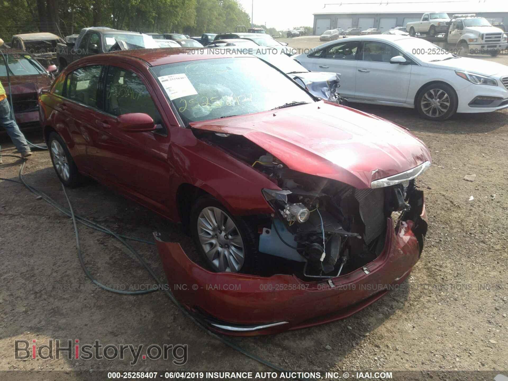 Фотография 1C3CCBAB9EN209736 - CHRYSLER 200 2014