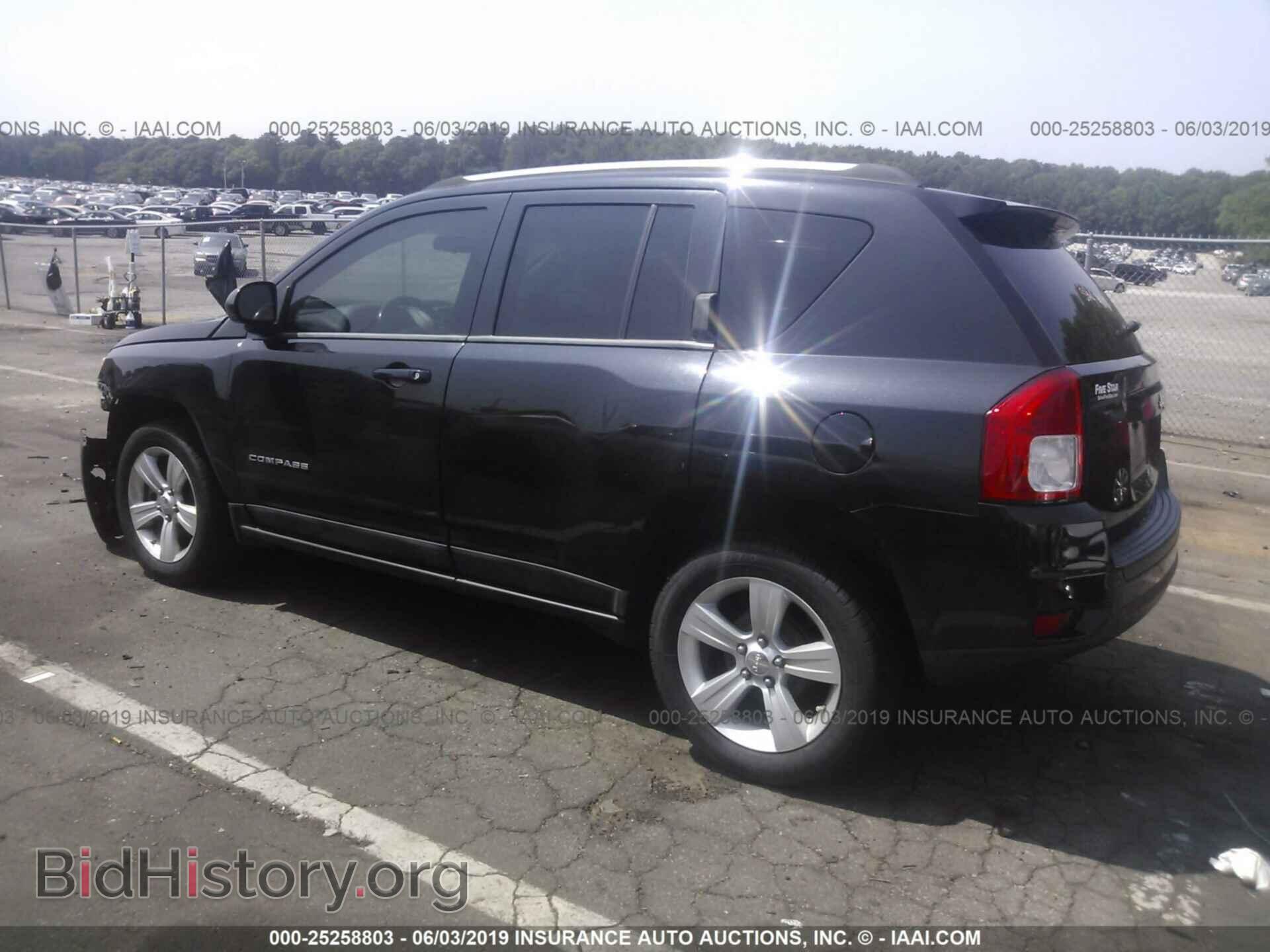 2011 JEEP COMPASS - VIN: 1J4NT1FB7BD162127 - Фото 3