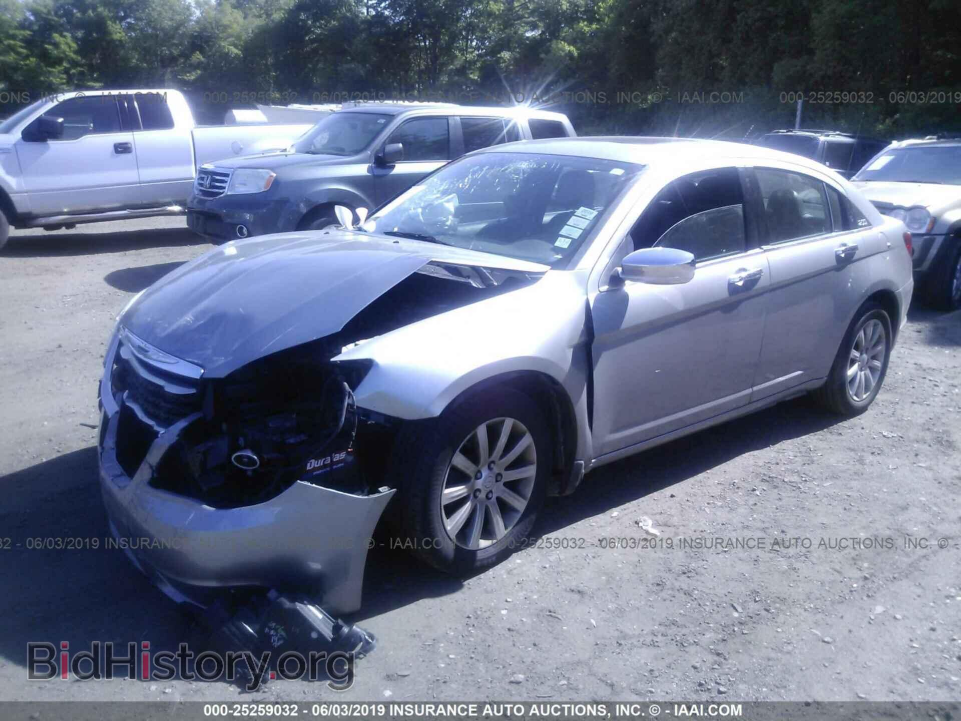 2013 CHRYSLER 200 - VIN: 1C3CCBCG4DN668485 - Photo 2
