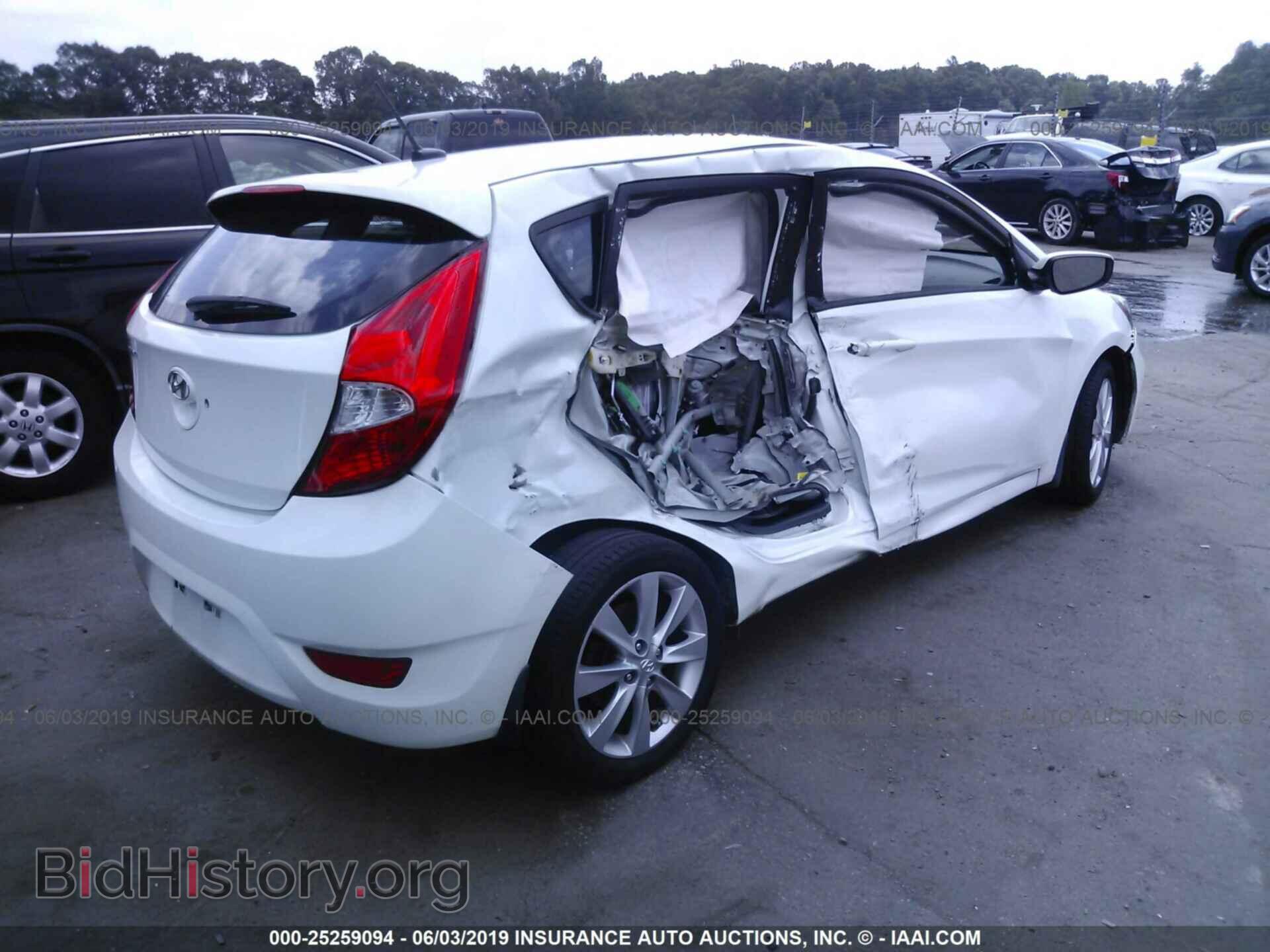 2013 HYUNDAI ACCENT - VIN: KMHCU5AE2DU061305 - Фото 4