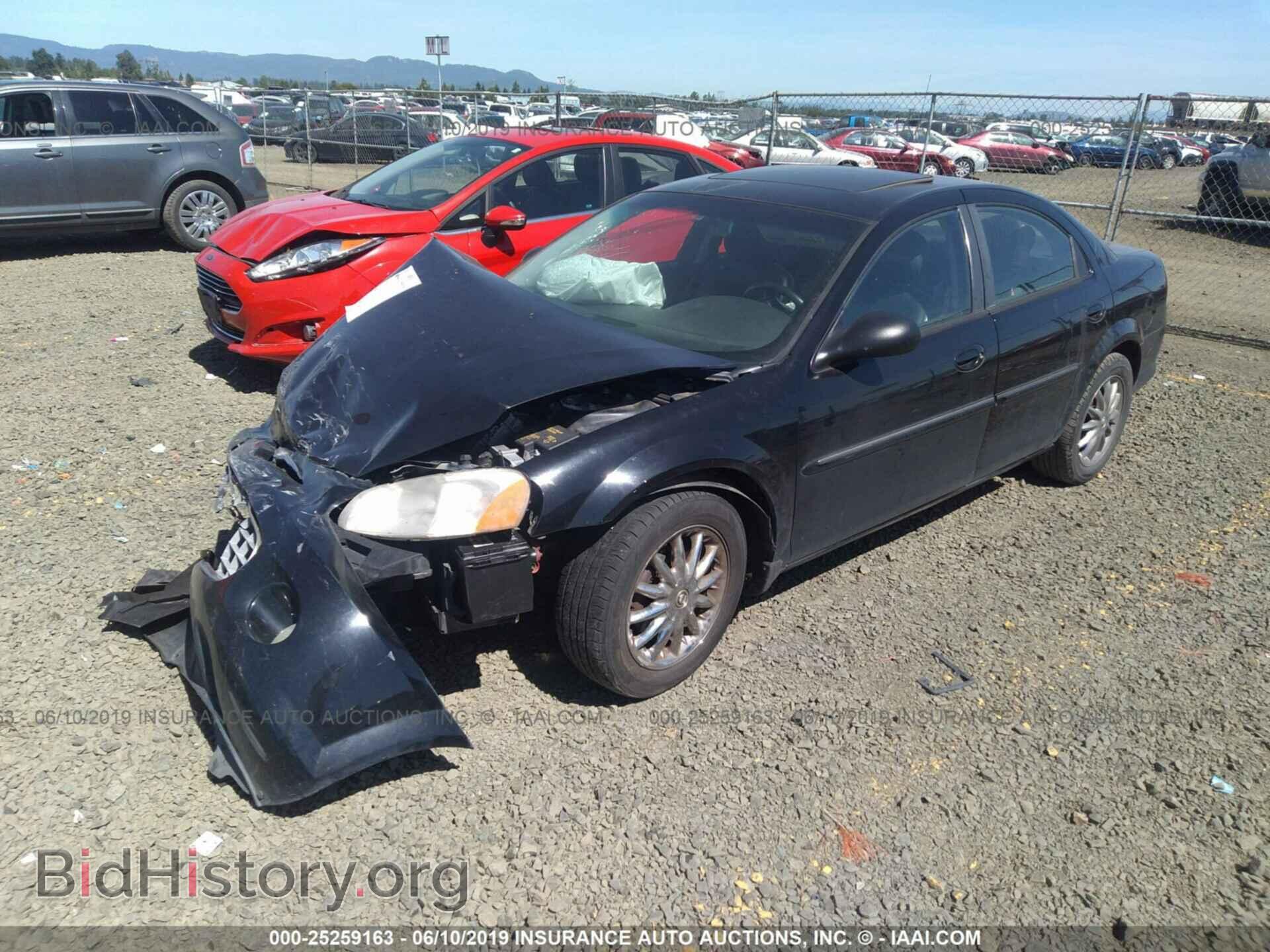 2002 CHRYSLER SEBRING - VIN: 1C3EL56R22N201750 - Фото 2