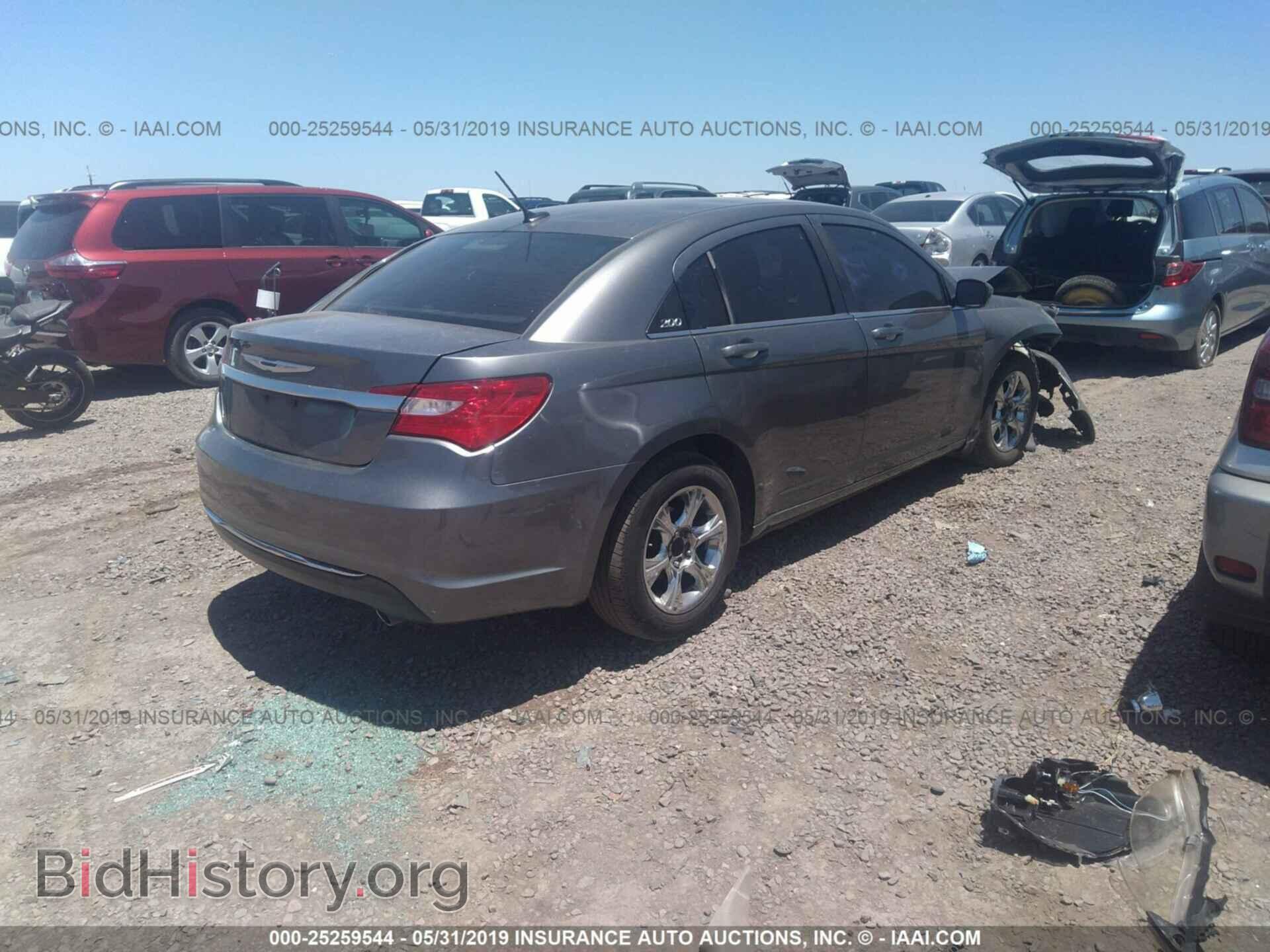 2012 CHRYSLER 200 - VIN: 1C3CCBBG0CN183972 - Photo 4