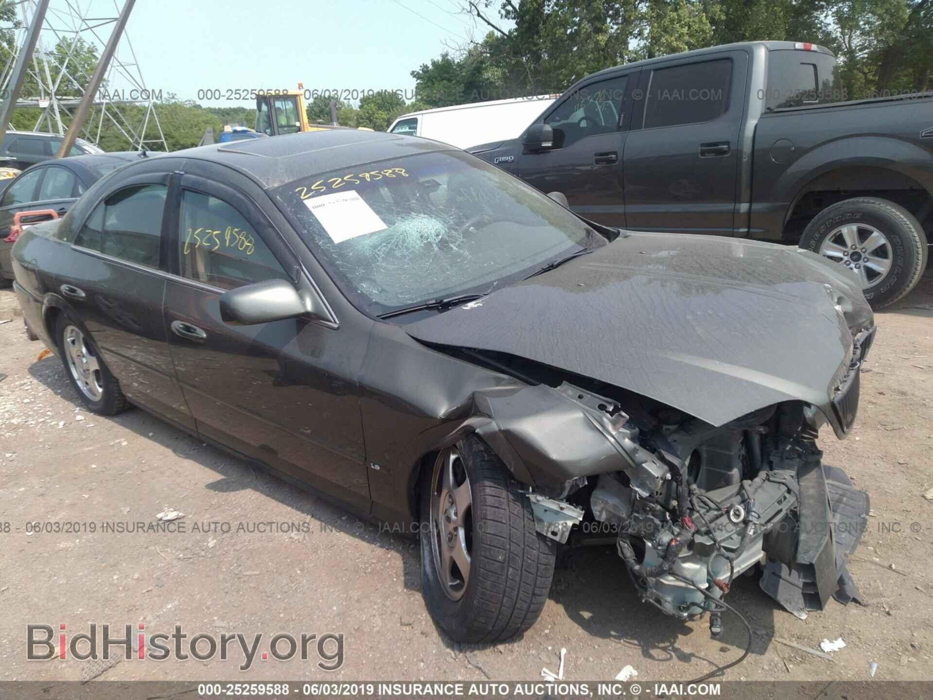 Фотография 1LNHM87A3YY777320 - LINCOLN LS 2000
