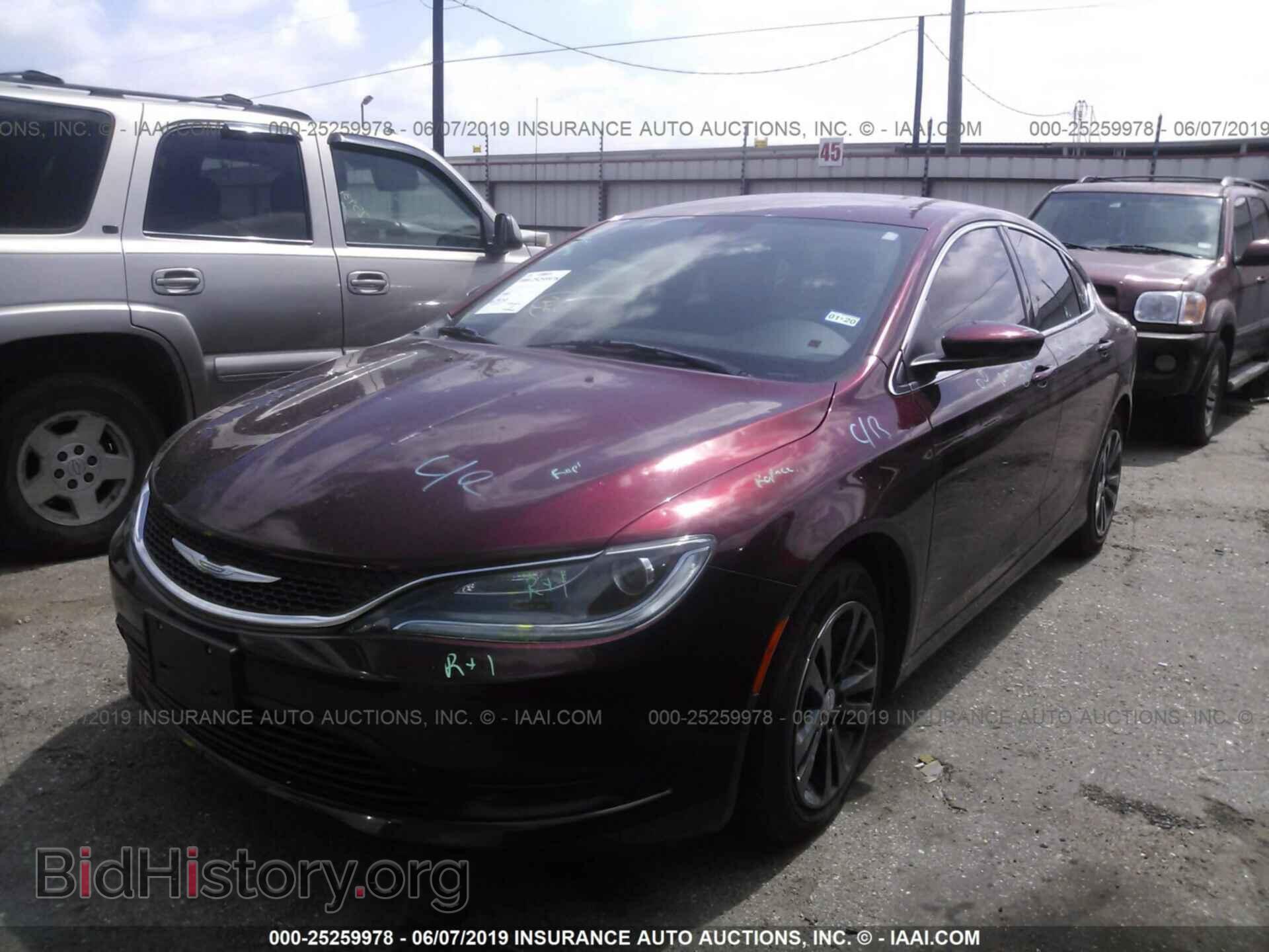 2016 CHRYSLER 200 - VIN: 1C3CCCFB1GN189824 - Photo 2