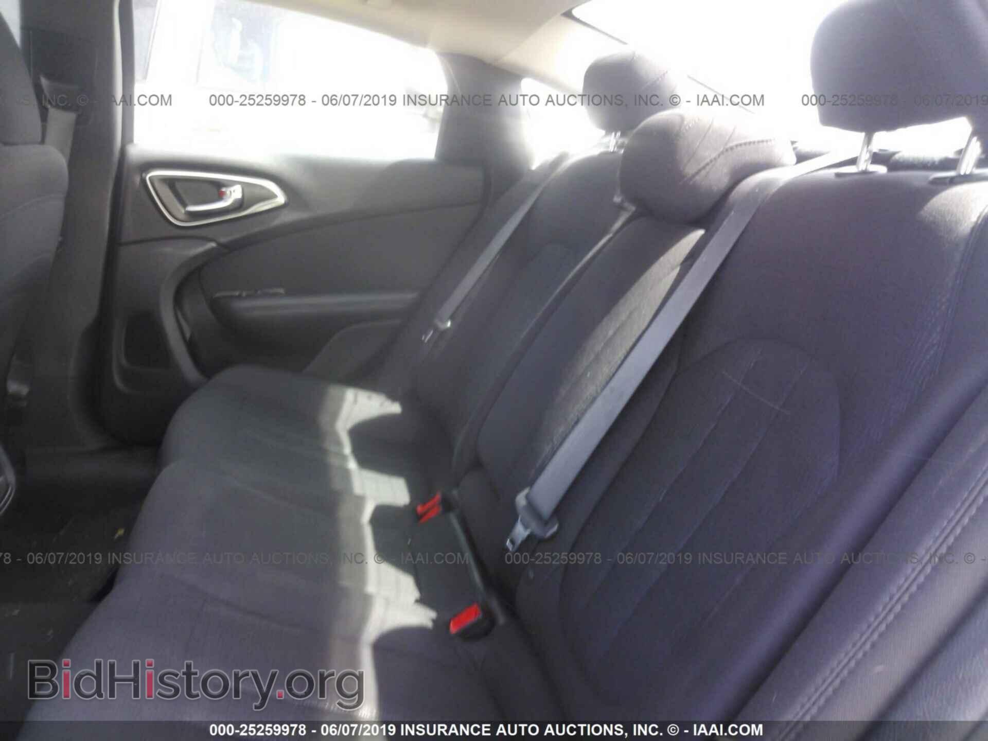 2016 CHRYSLER 200 - VIN: 1C3CCCFB1GN189824 - Photo 8
