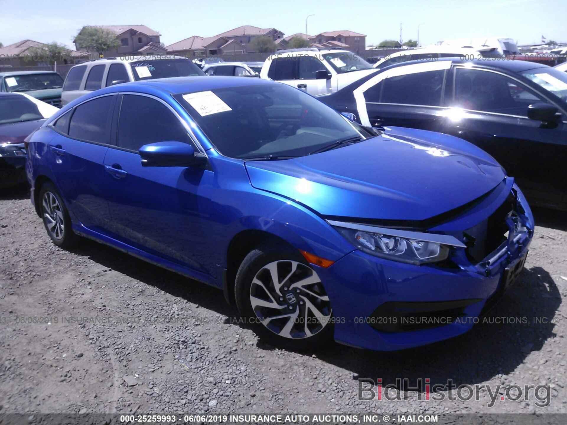 Photo 2HGFC2F72JH560327 - HONDA CIVIC 2018