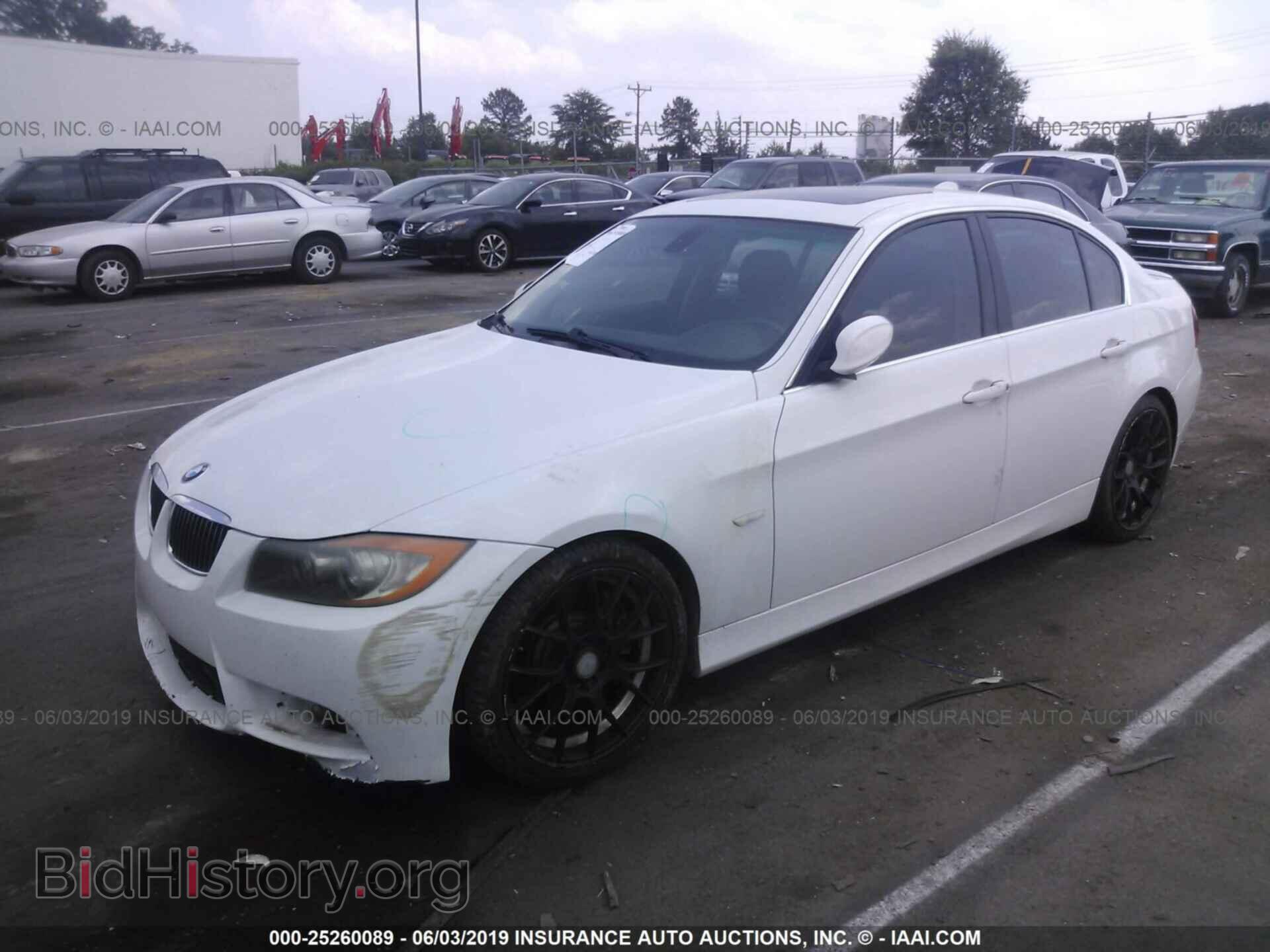 2008 BMW 335 - VIN: WBAVB73538VH25803 - Фото 2