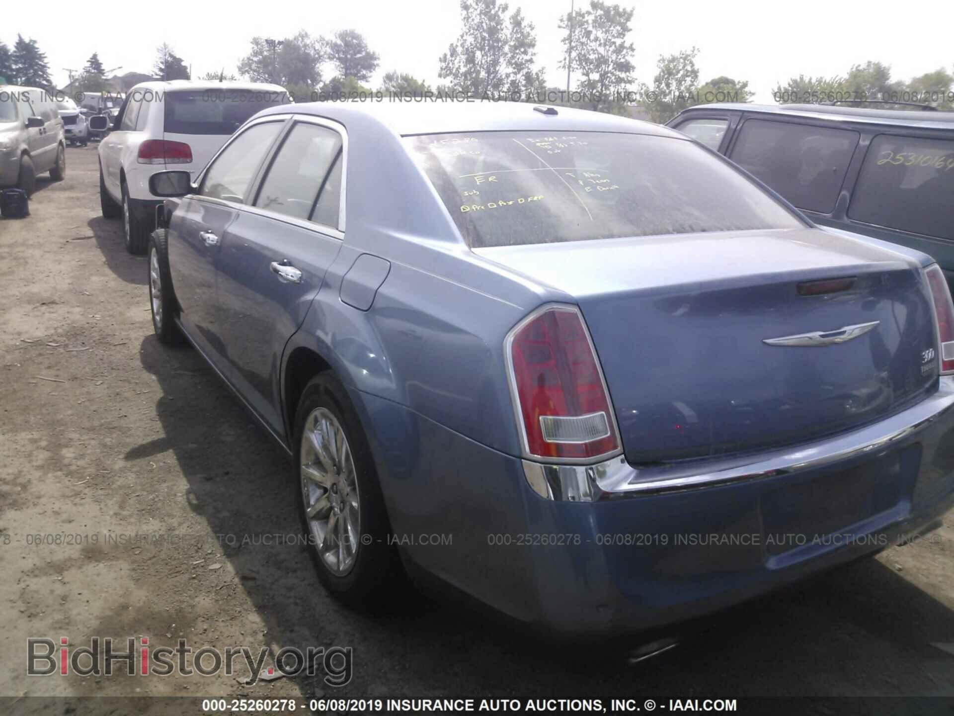 2011 CHRYSLER 300 - VIN: 2C3CA5CG2BH599230 - Фото 3