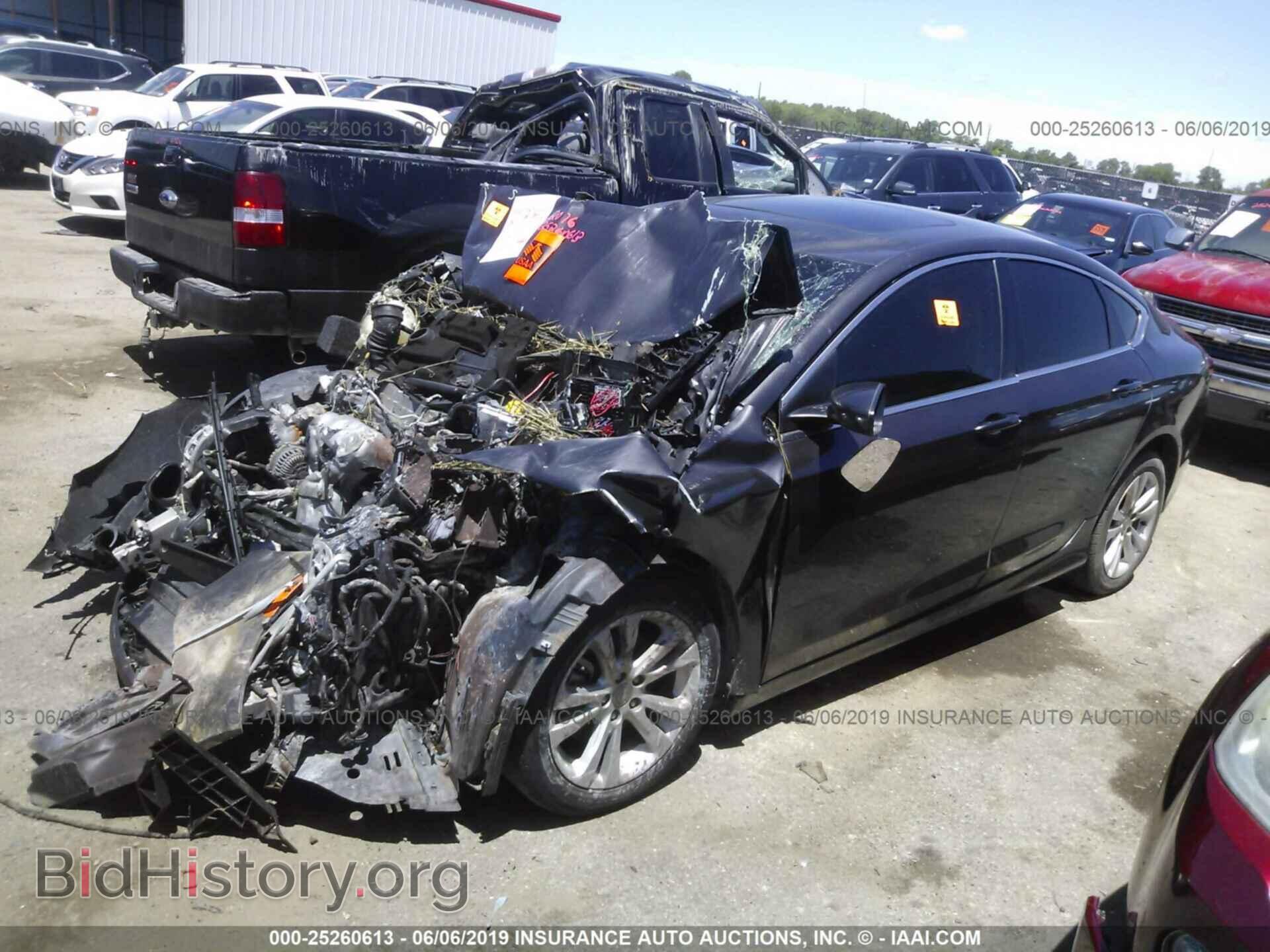 2016 CHRYSLER 200 - VIN: 1C3CCCAB4GN156405 - Photo 2