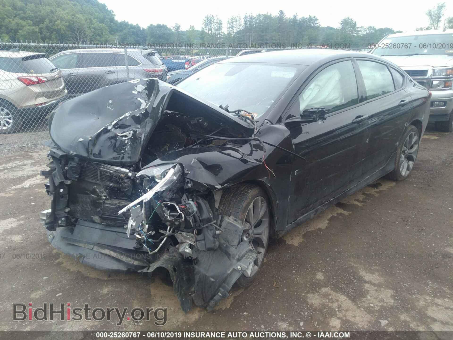2016 CHRYSLER 200 - VIN: 1C3CCCDG3GN135522 - Photo 2