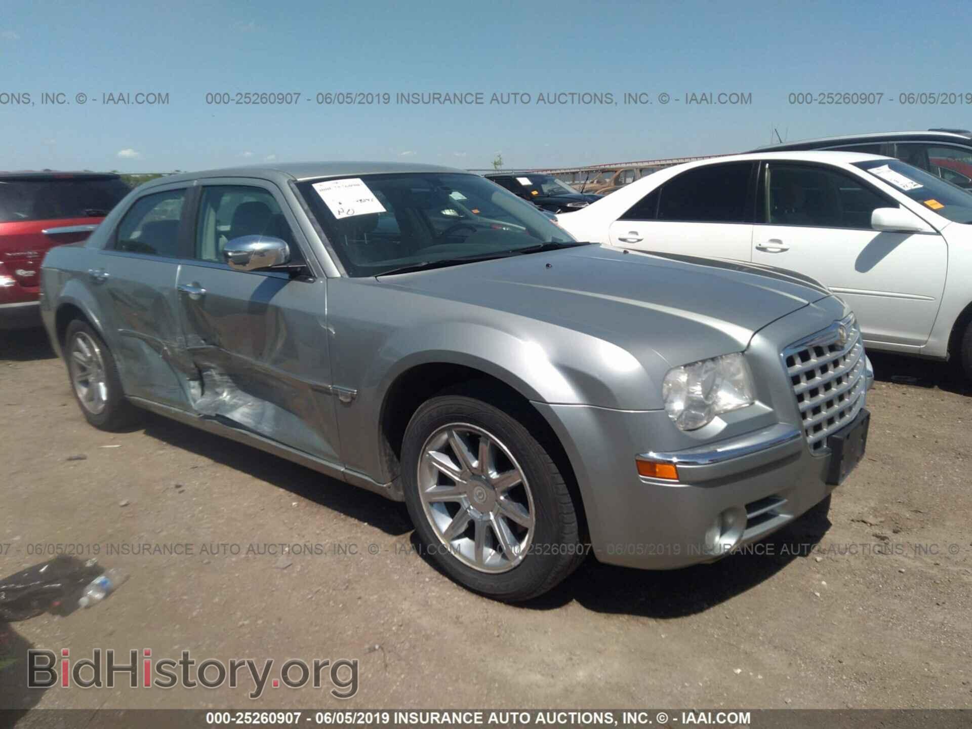 Фотография 2C3JA63H35H170186 - CHRYSLER 300C 2005