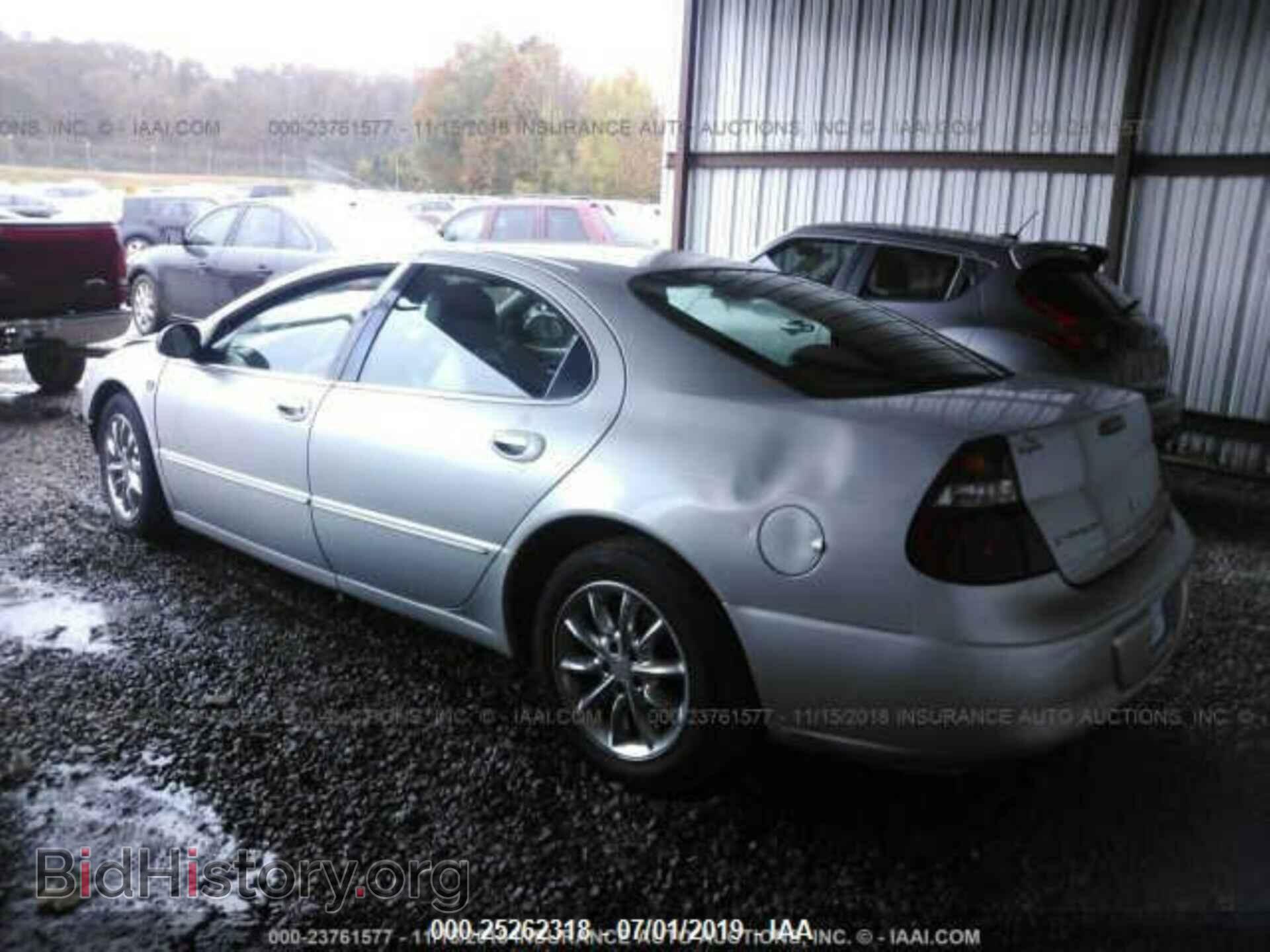 2003 CHRYSLER 300M - VIN: 2C3HE66G83H527297 - Фото 3