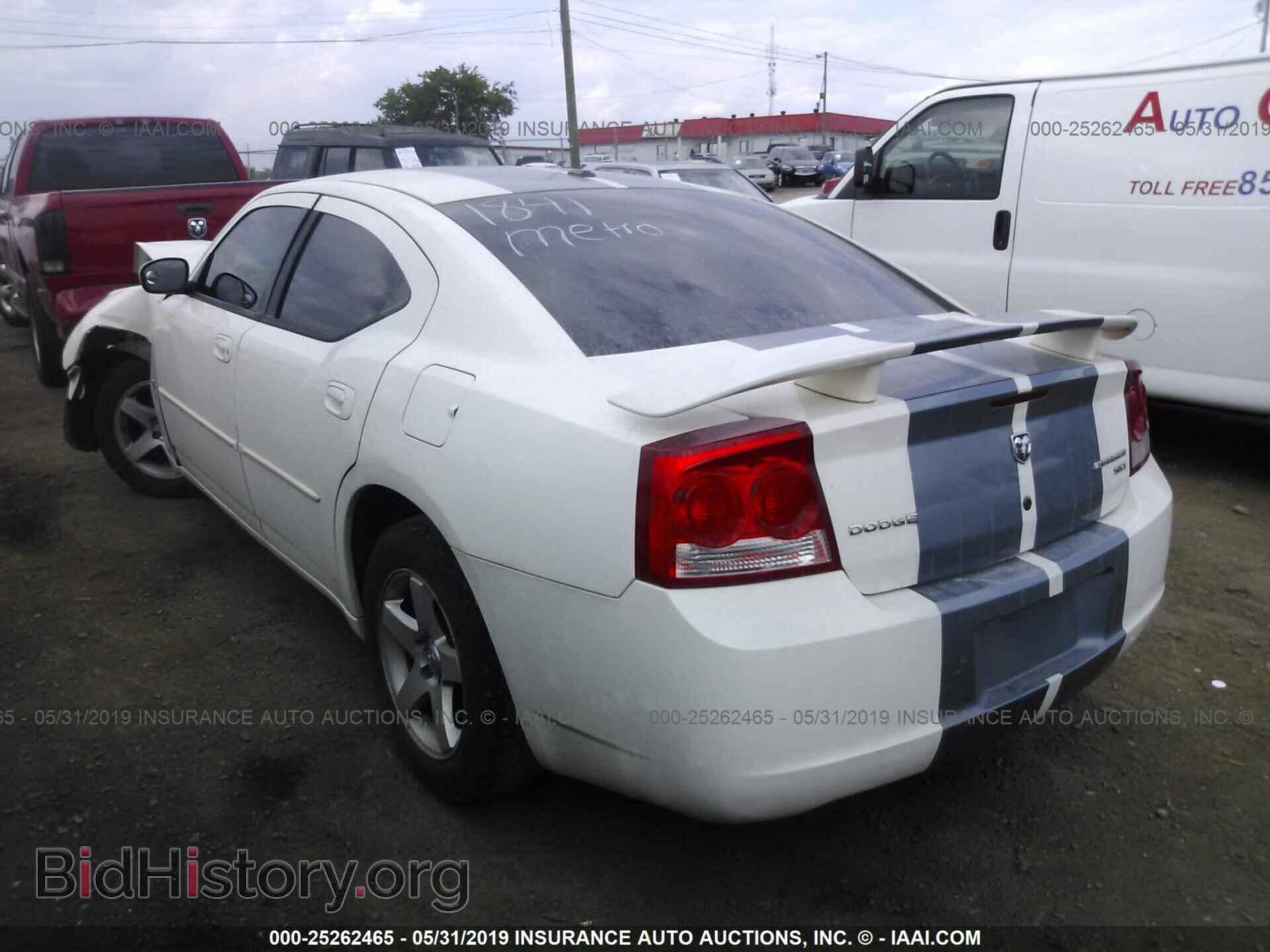 2010 DODGE CHARGER - VIN: 2B3CA3CV9AH191841 - Фото 3