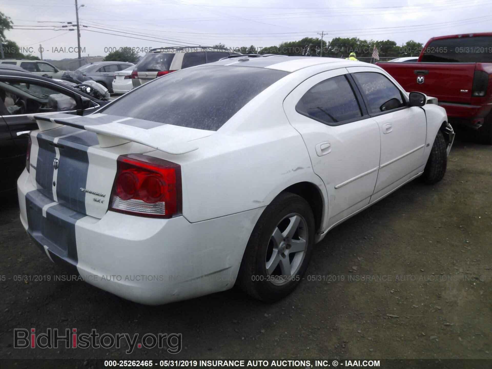 2010 DODGE CHARGER - VIN: 2B3CA3CV9AH191841 - Фото 4