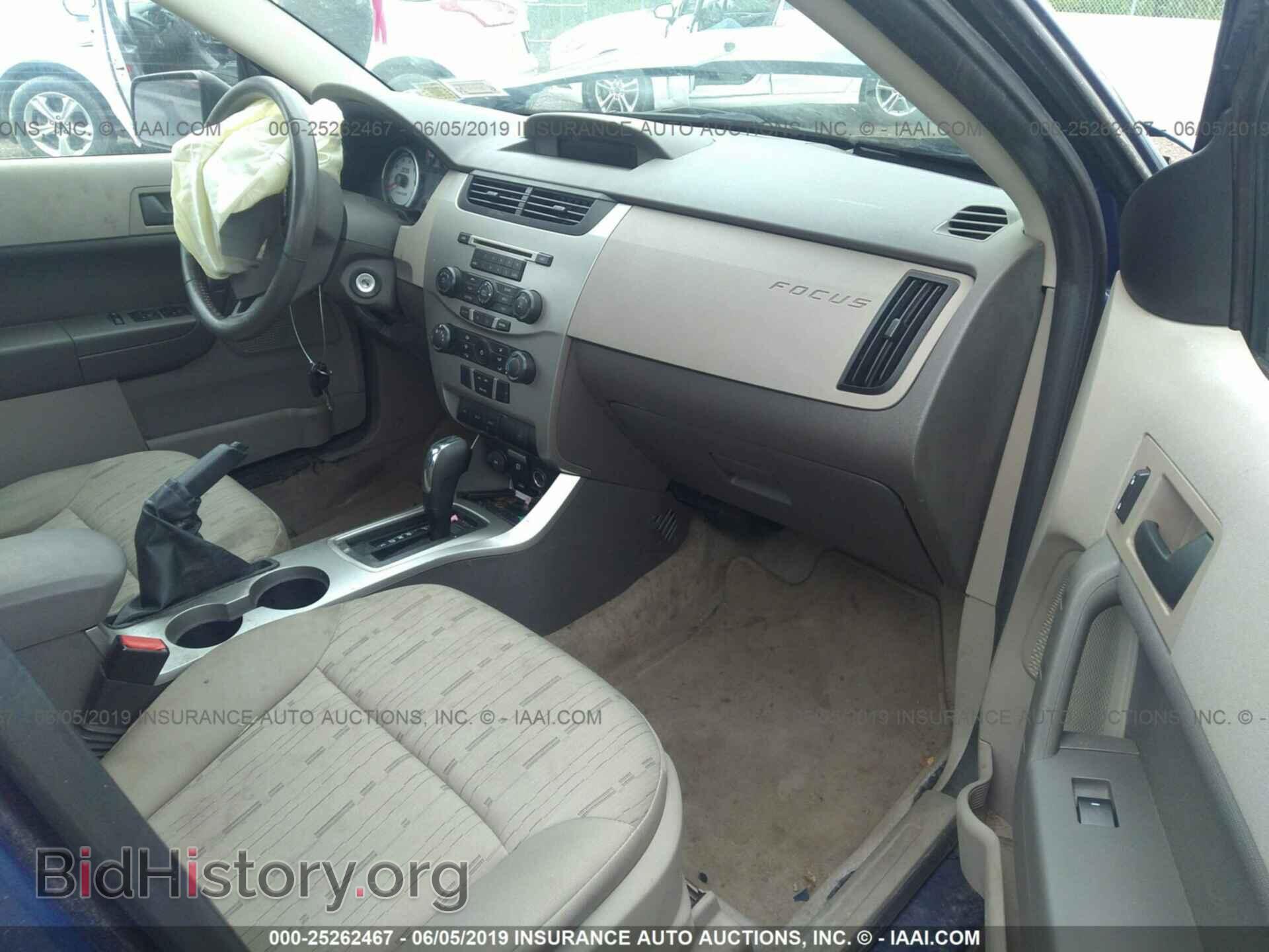 2009 FORD FOCUS - VIN: 1FAHP35N39W145702 - Фото 5