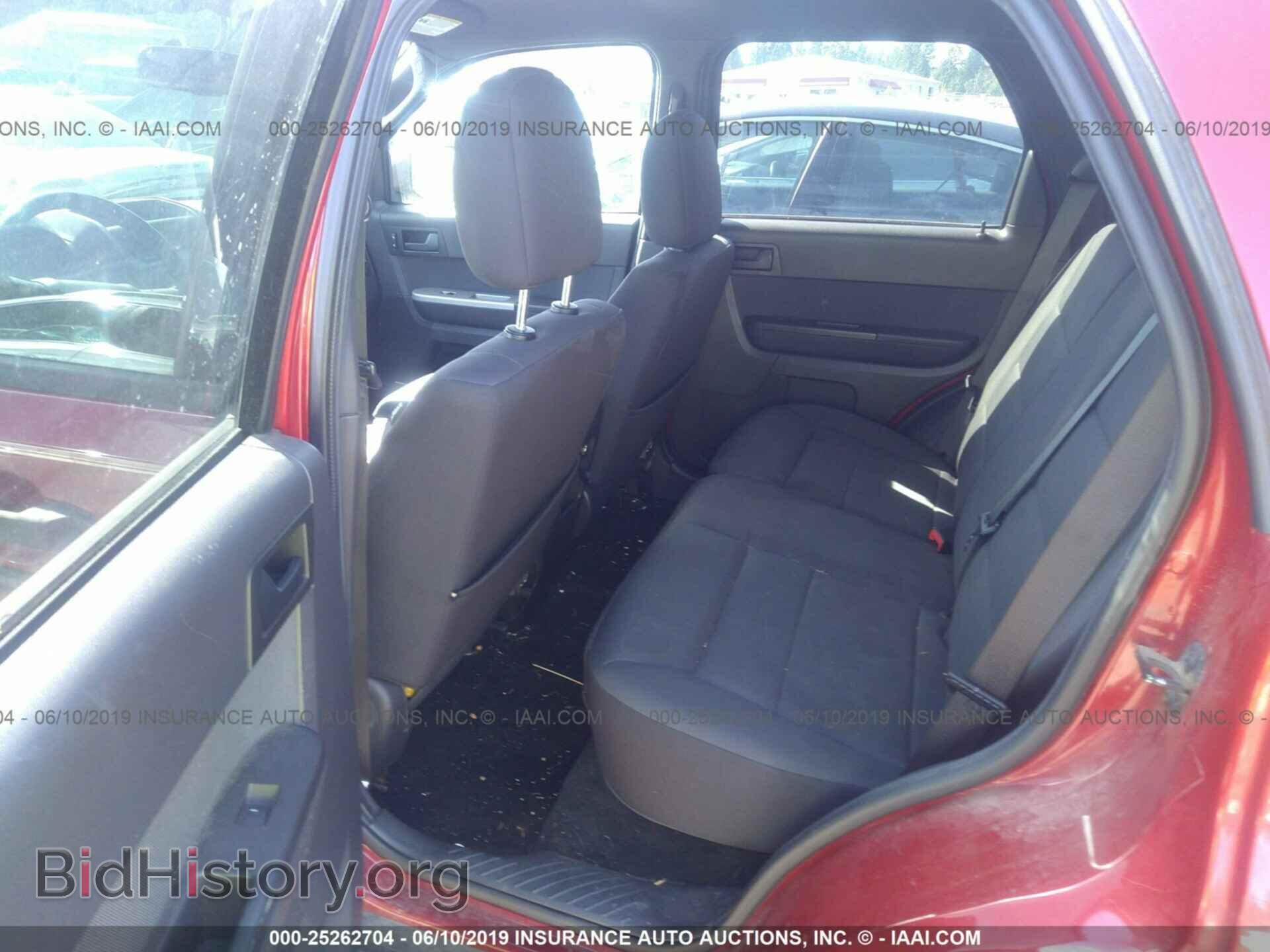2011 FORD ESCAPE - VIN: 1FMCU9DG2BKB83739 - Photo 8