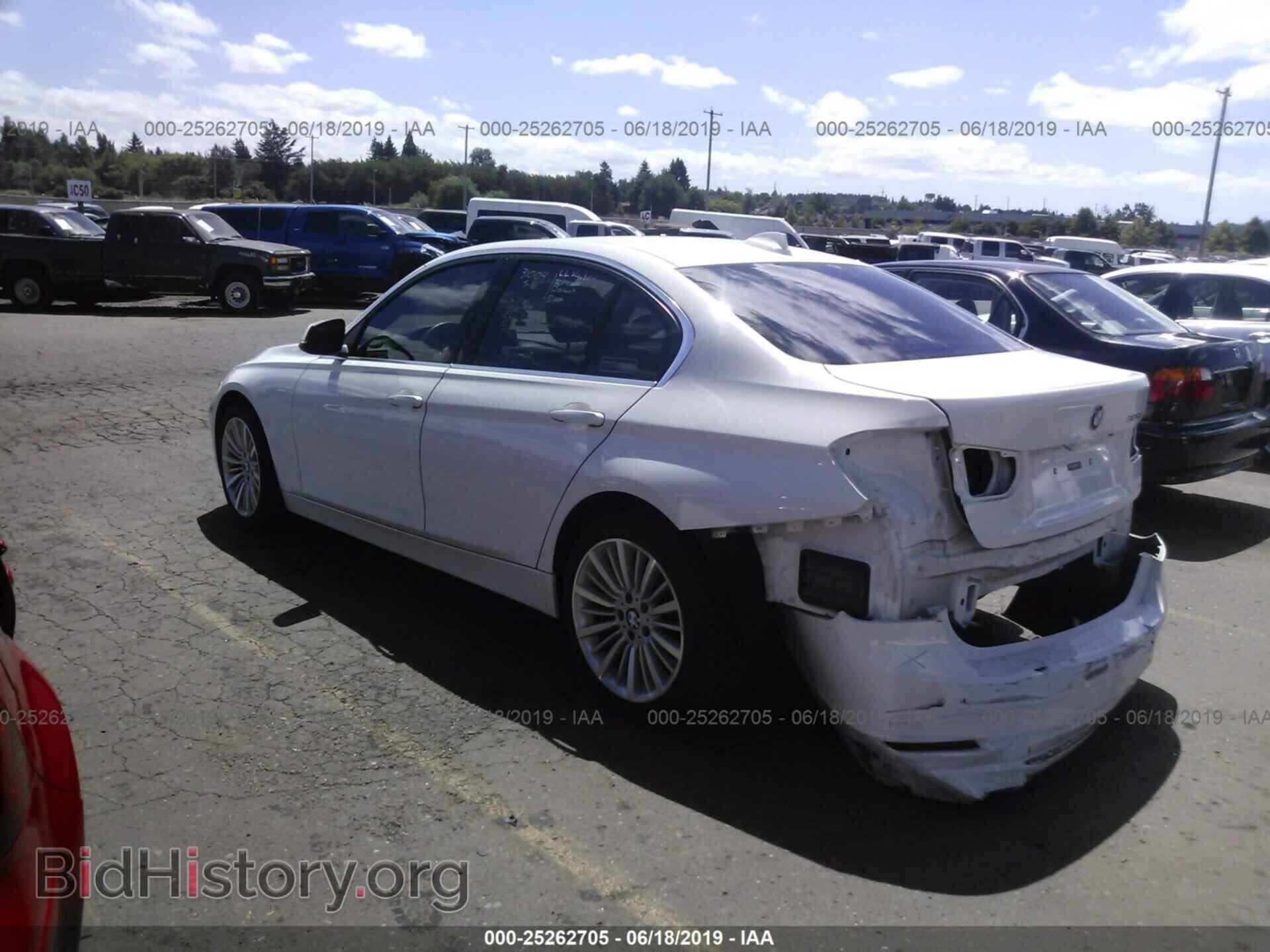 2012 BMW 328 - VIN: WBA3A5C53CF345486 - Фото 3