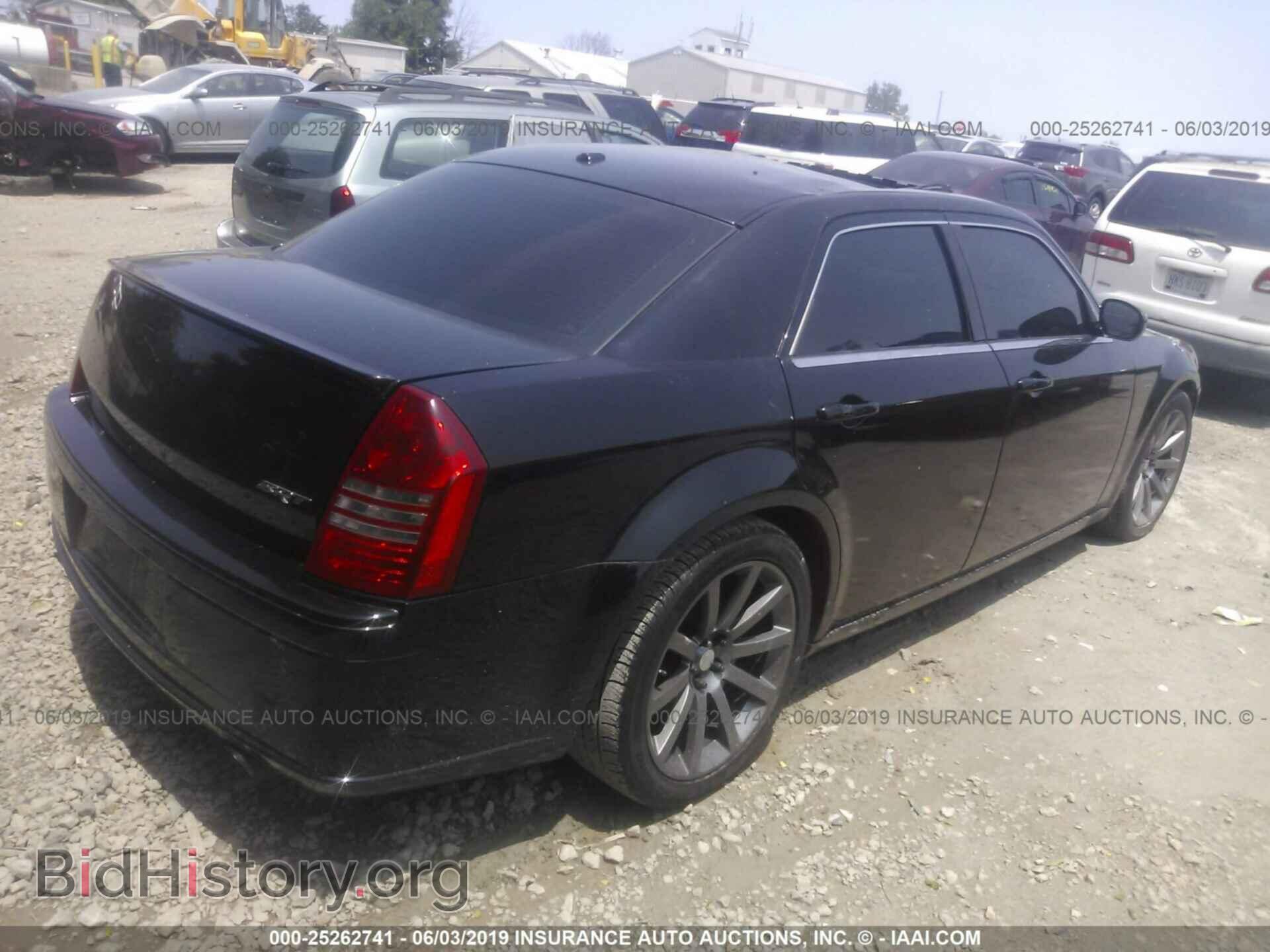 2006 CHRYSLER 300C - VIN: 2C3LA73W76H370485 - Фото 4