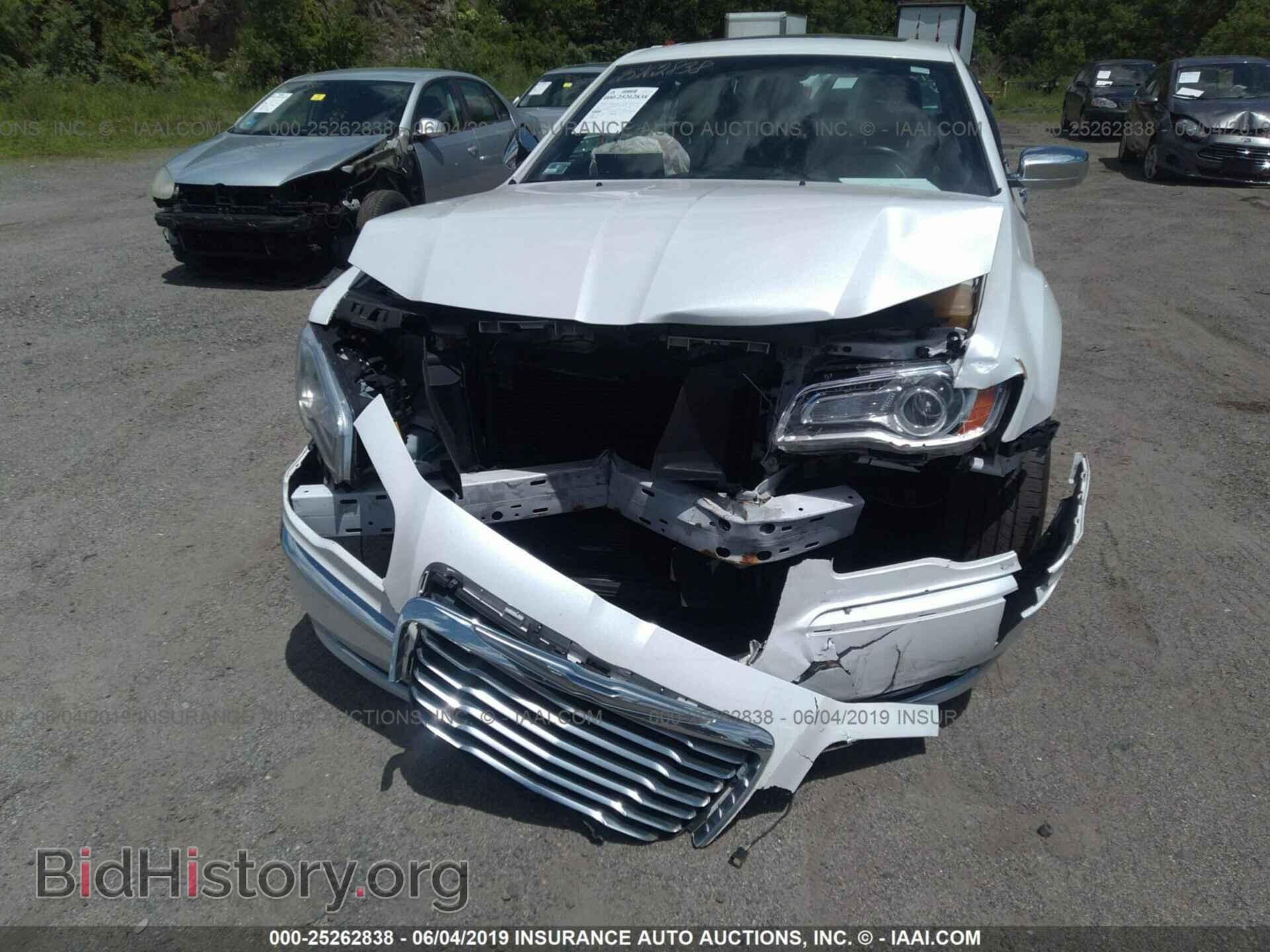 2012 CHRYSLER 300 - VIN: 2C3CCAHG0CH213157 - Фото 6