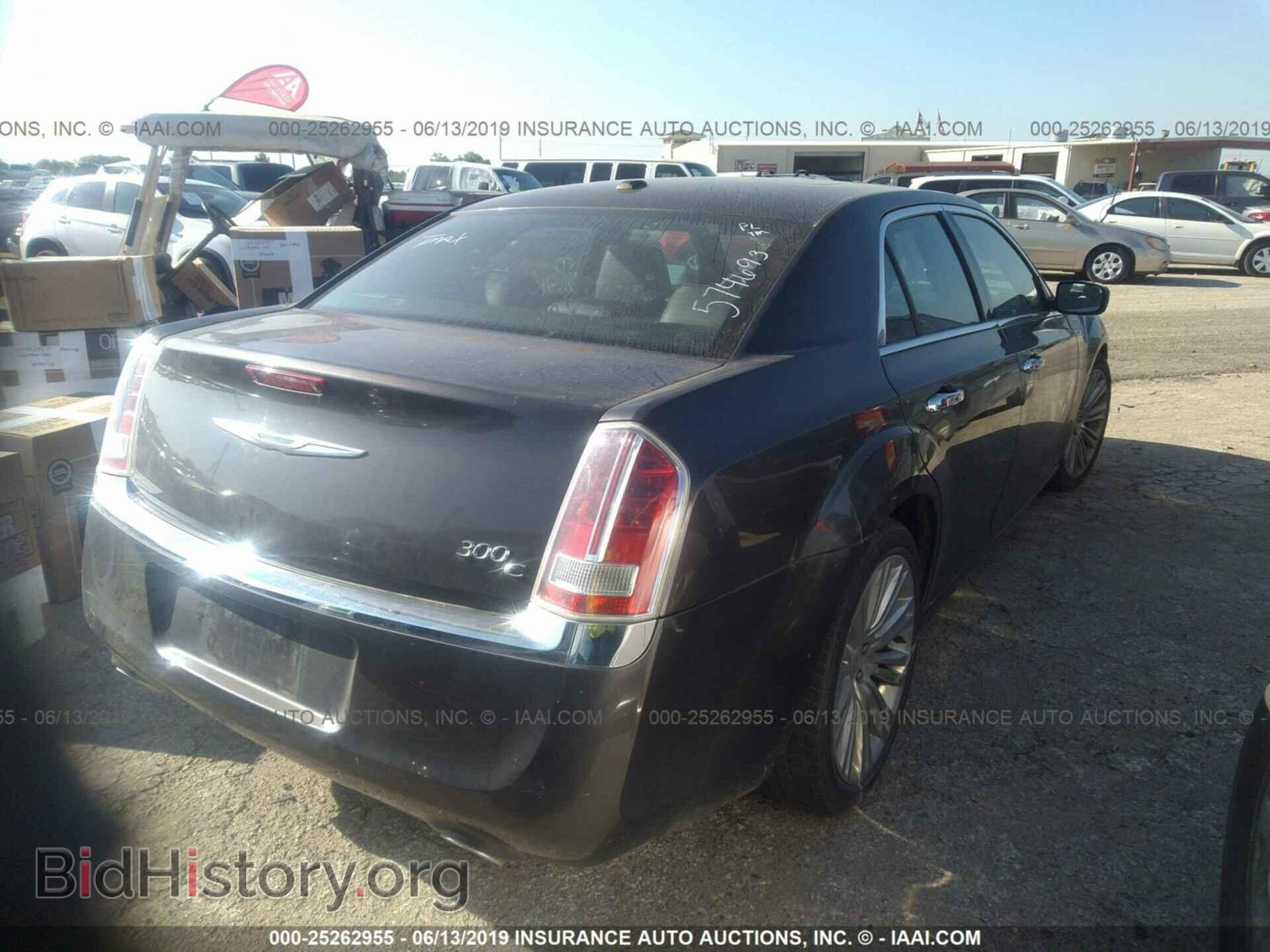 2013 CHRYSLER 300C - VIN: 2C3CCAET5DH574693 - Фото 4
