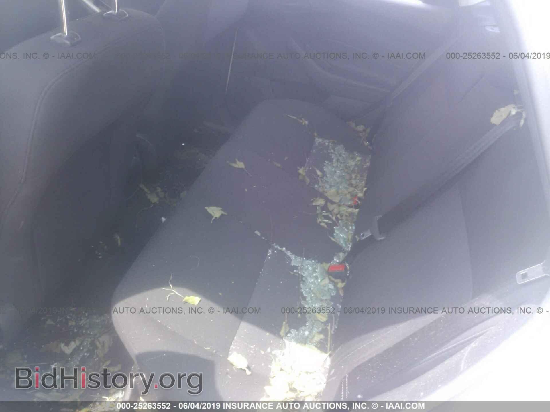 2017 FORD FOCUS - VIN: 1FADP3E21HL323871 - Фото 8