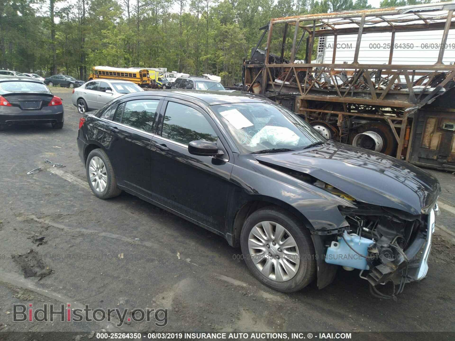 Photo 1C3CCBAB2DN561944 - CHRYSLER 200 2013