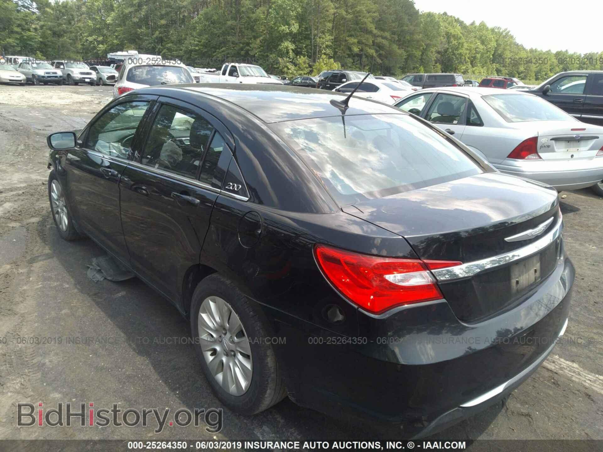 2013 CHRYSLER 200 - VIN: 1C3CCBAB2DN561944 - Фото 3