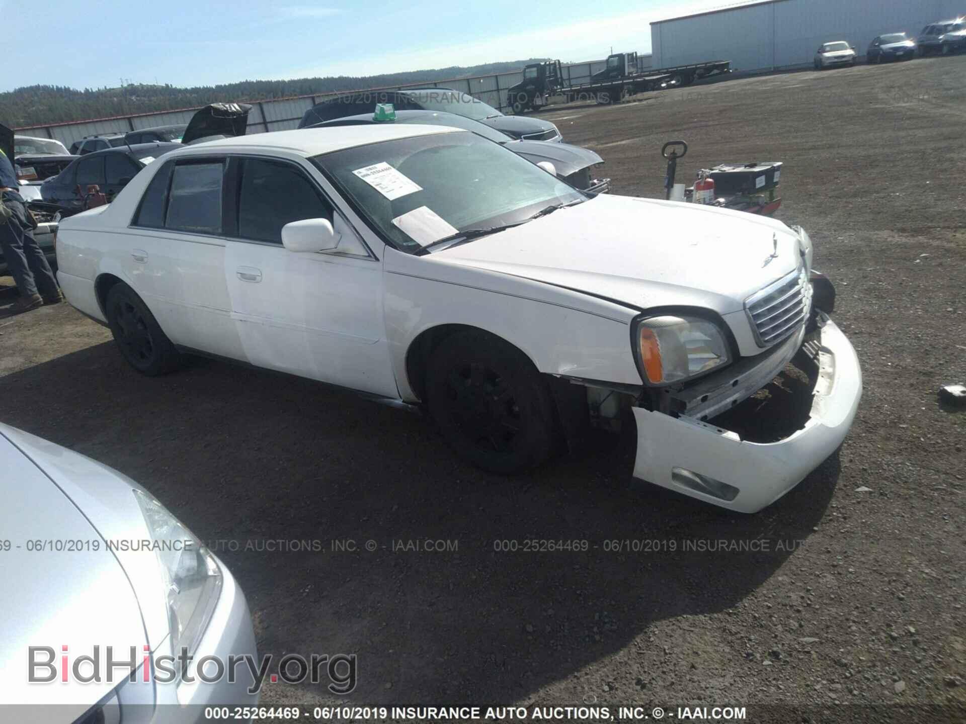 Photo 1G6KD54Y74U188656 - CADILLAC DEVILLE 2004