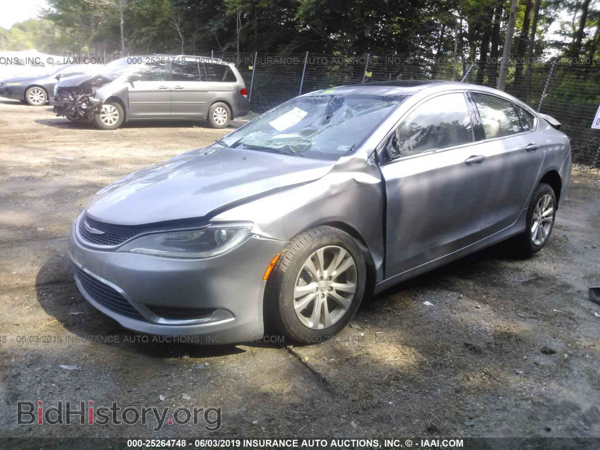 2015 CHRYSLER 200 - VIN: 1C3CCCABXFN628847 - Photo 2