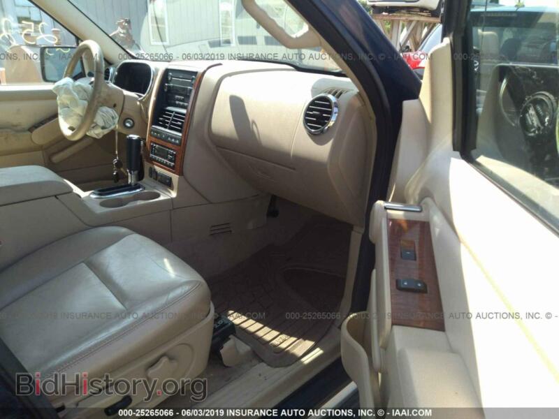 2006 Ford EXPLORER (VIN 1FMEU74EX6UB71117) — photo 5 of 10