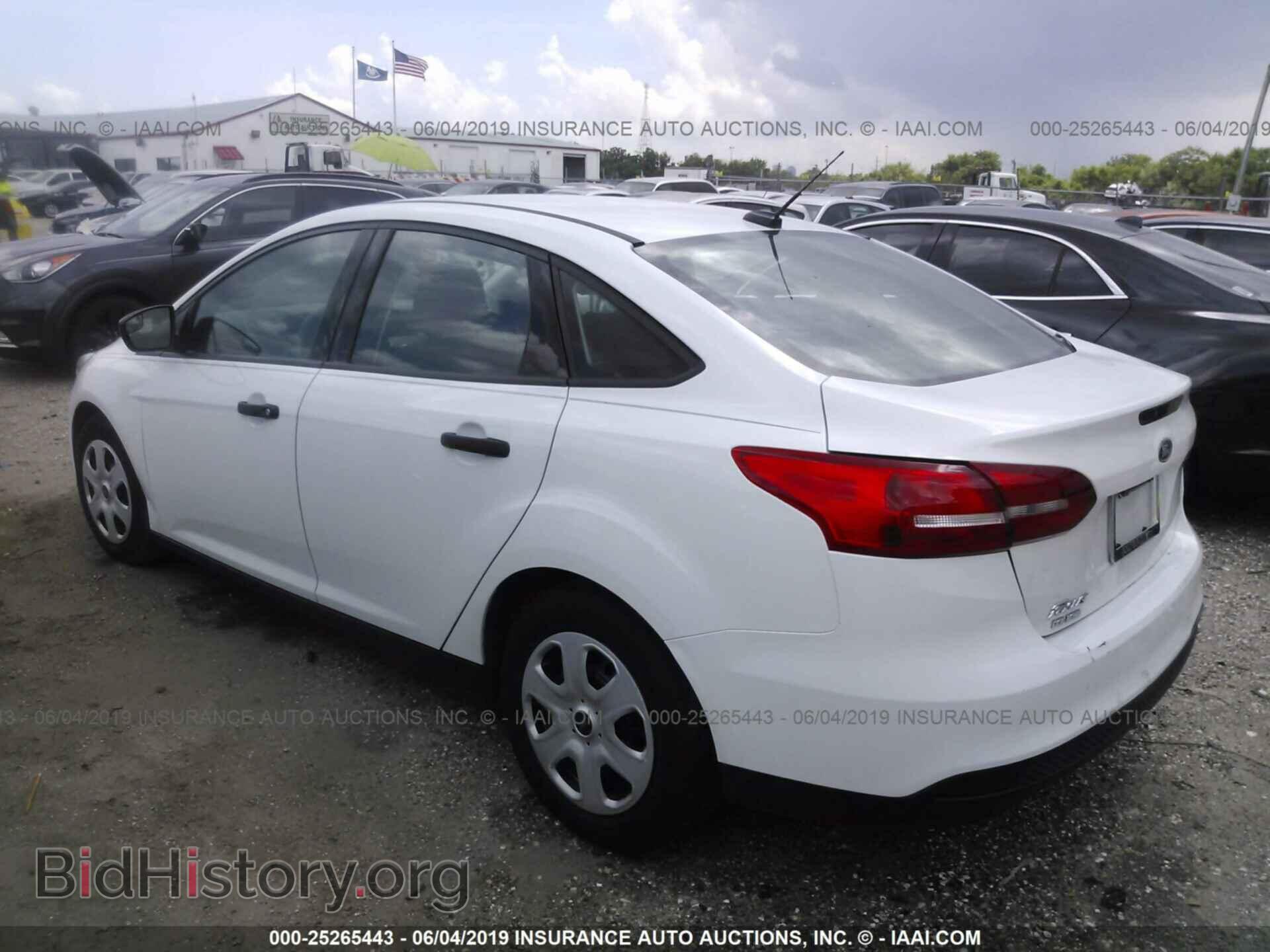 2017 FORD FOCUS - VIN: 1FADP3E21HL306214 - Photo 3
