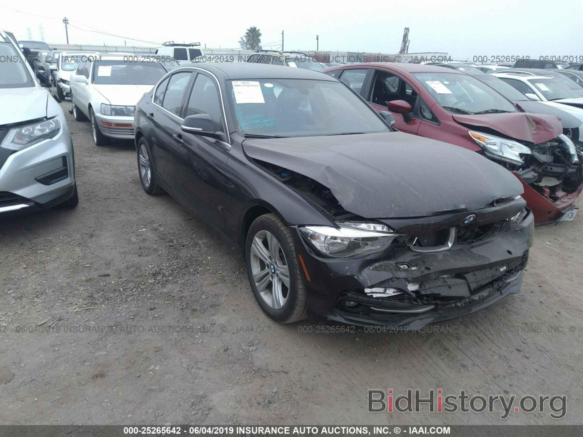 Photo WBA8B9C33HK885170 - BMW 330 2017