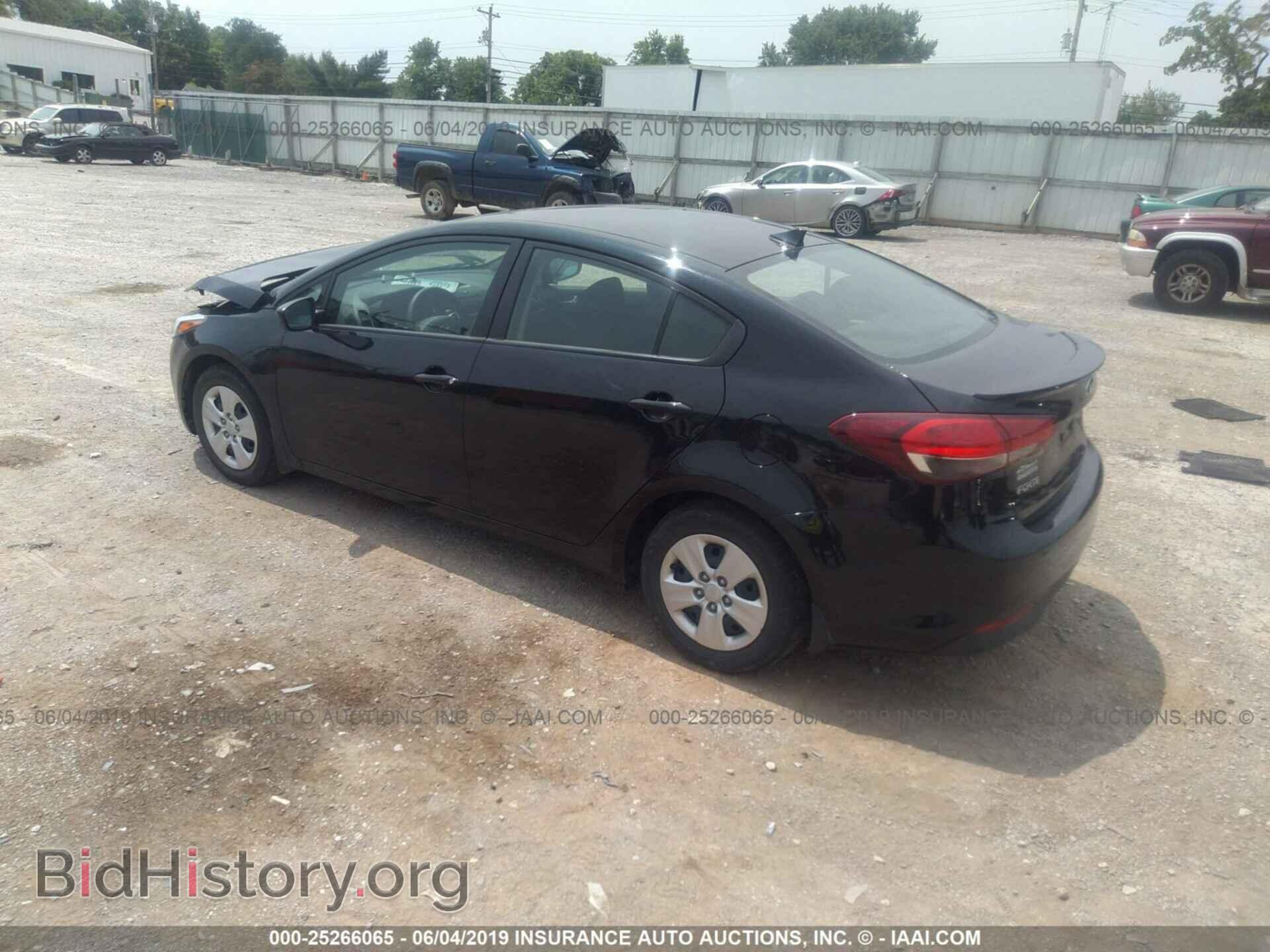 2017 KIA FORTE - VIN: 3KPFK4A72HE132493 - Фото 3