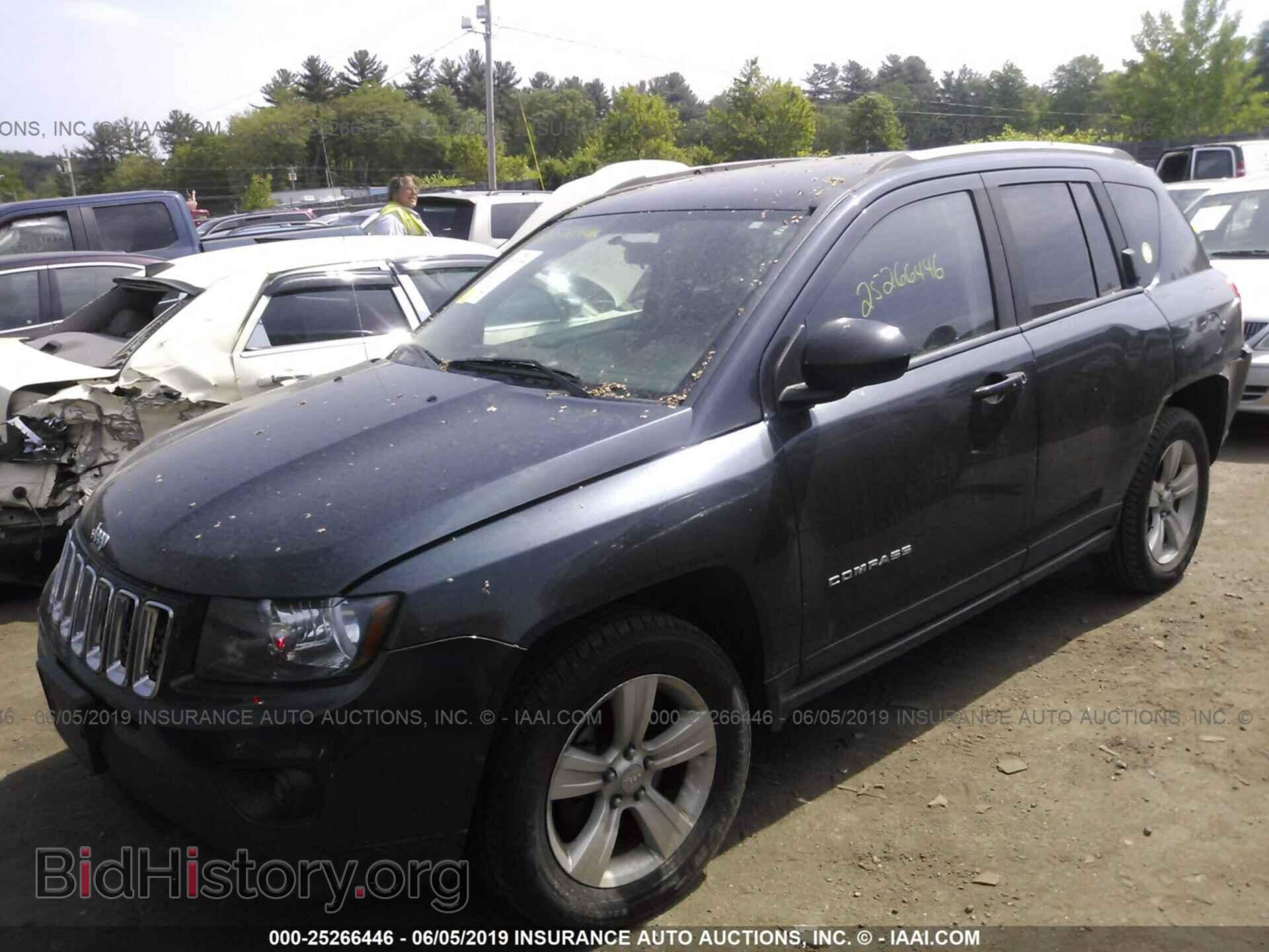 2014 JEEP COMPASS - VIN: 1C4NJDBBXED800085 - Photo 2