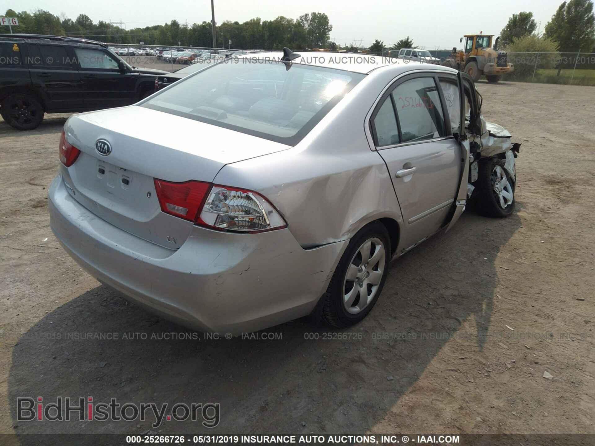 2009 KIA OPTIMA - VIN: KNAGE228395339007 - Фото 4